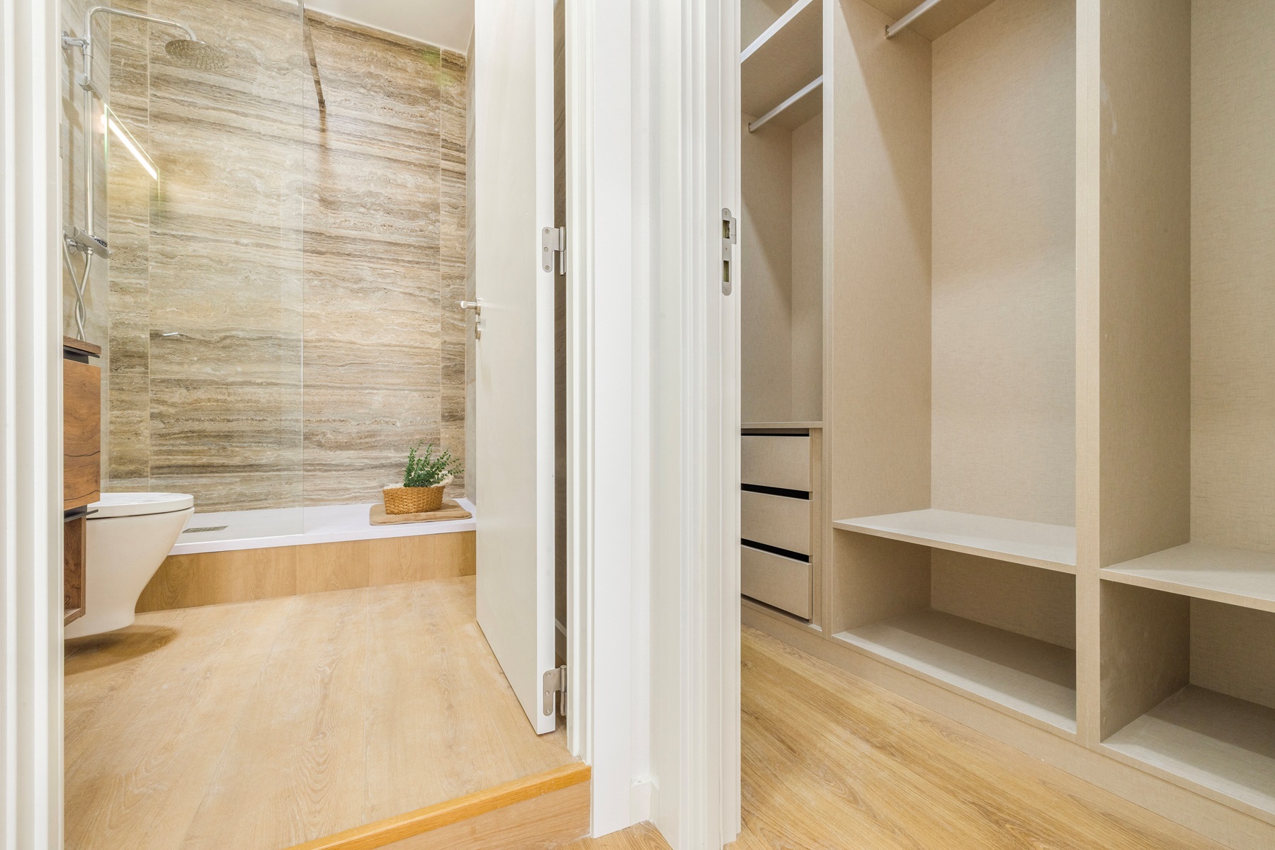  Flat, 3 bedrooms, for Sale - 物件實景