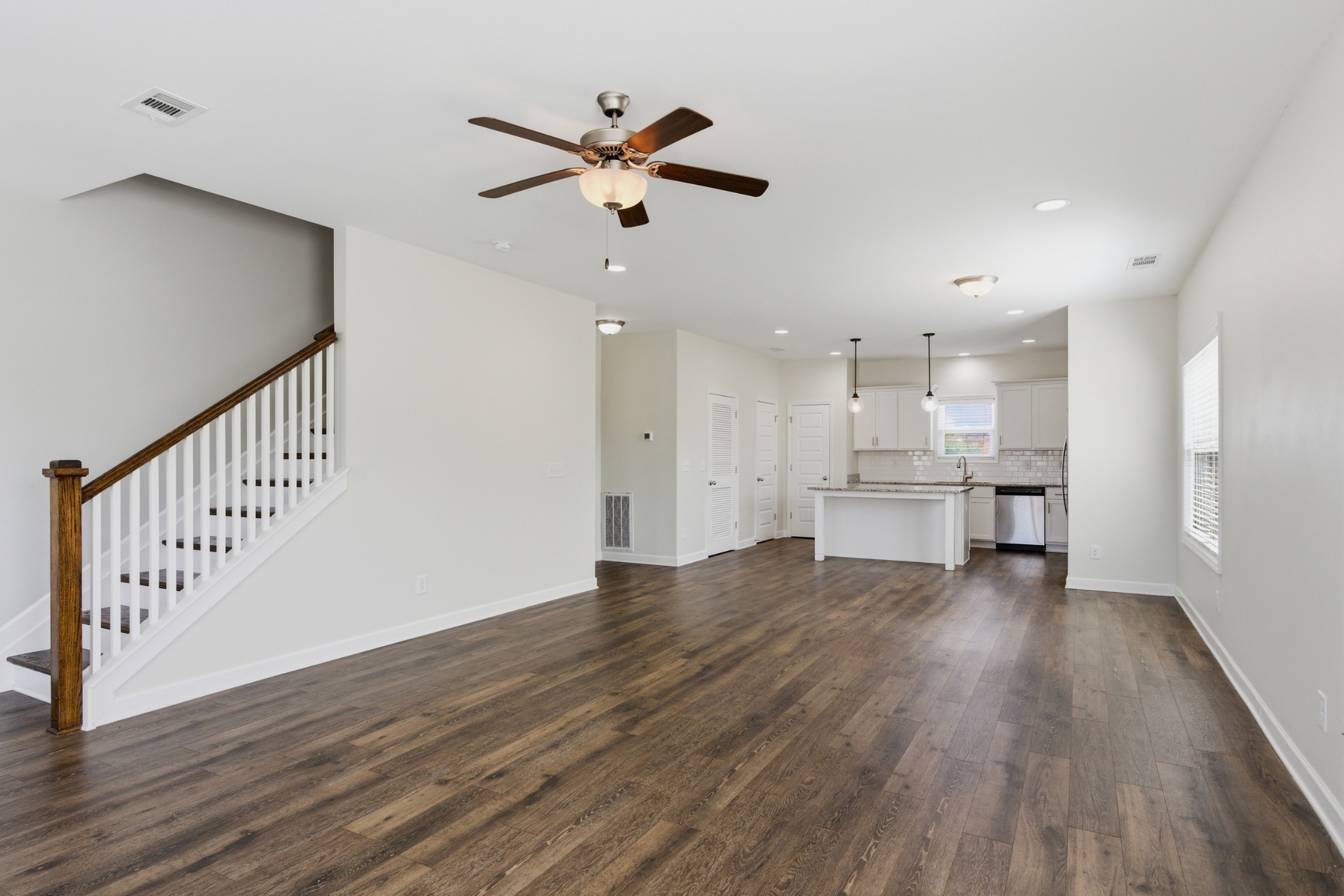  114 Walden Village Ct, Nashville, TN, 37210 - 物件實景