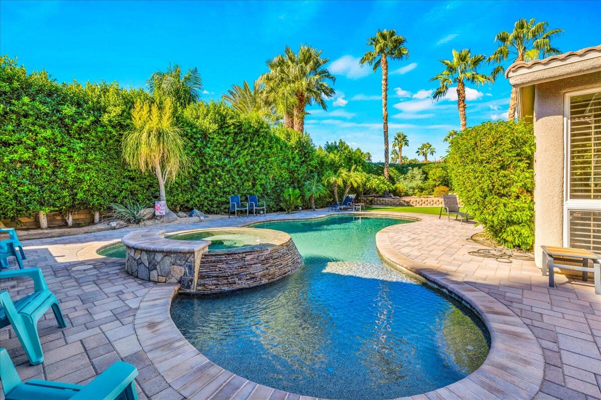 La Quinta, California, 92253, United States, 3 Bedrooms Bedrooms, ,3 BathroomsBathrooms,Residential,For Sale,1990308