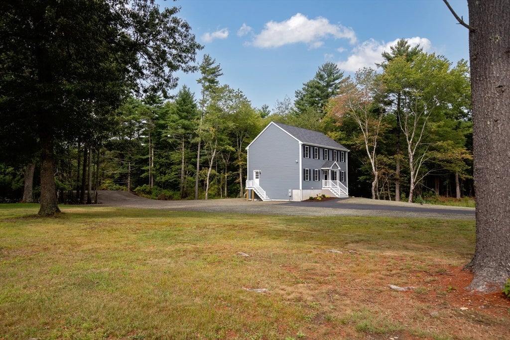 Lakeville, Massachusetts, 02347, United States, 3 Bedrooms Bedrooms, ,3 BathroomsBathrooms,Residential,For Sale,1943021
