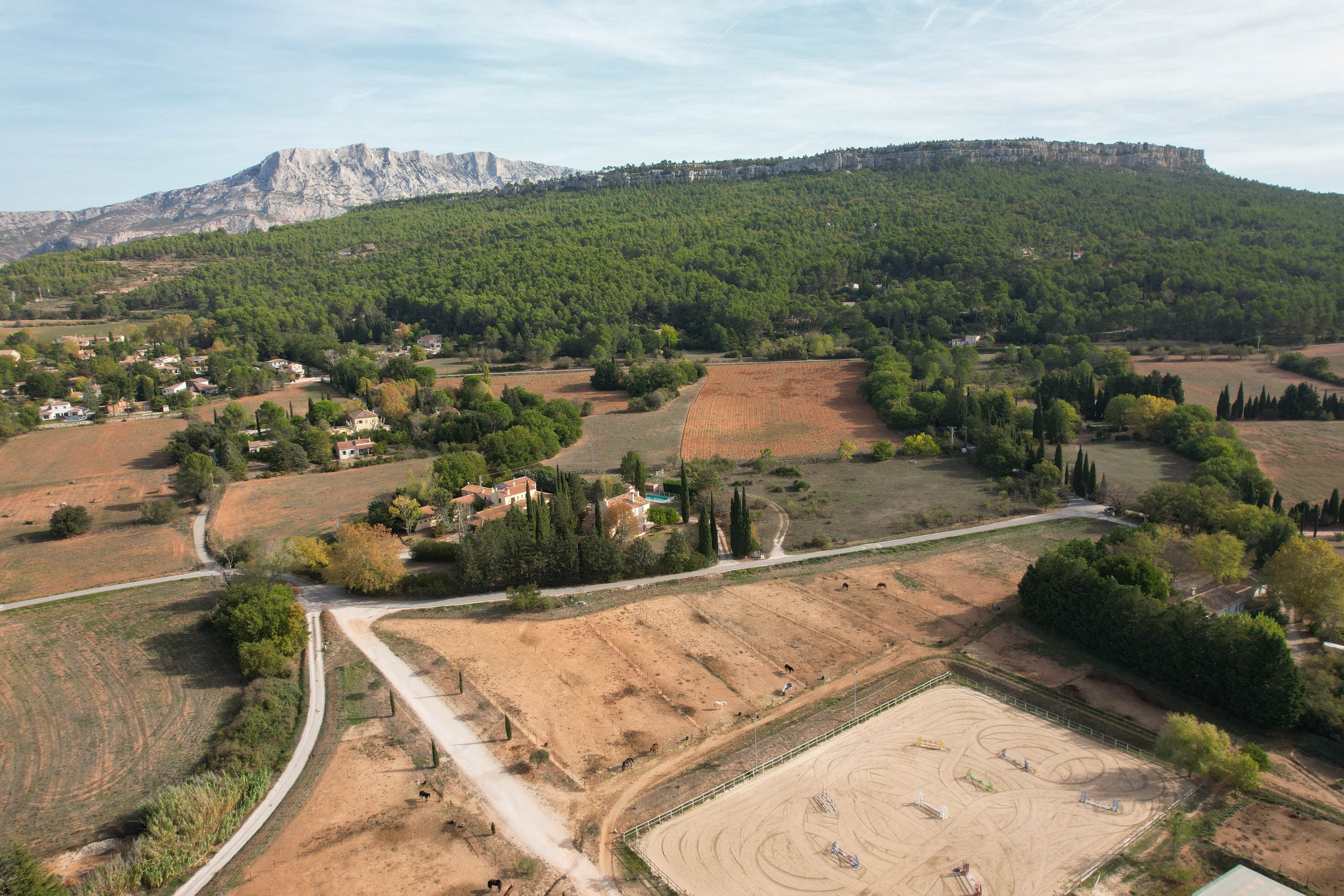  For sale exceptional Property in Beaurecueil - 物件實景