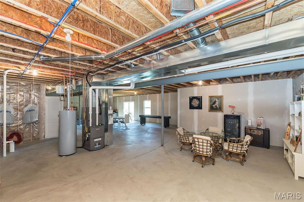 Mehlville, Missouri, 63128, United States, 3 Bedrooms Bedrooms, ,3 BathroomsBathrooms,Residential,For Sale,1966938