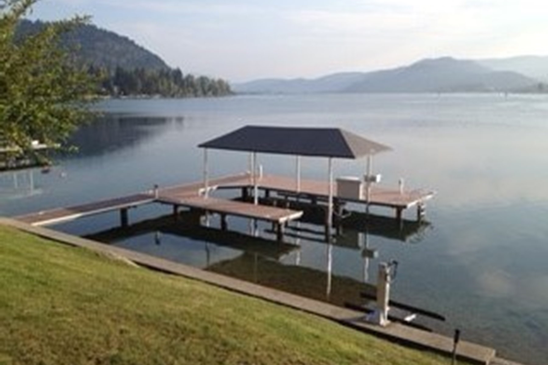  Cabin on Pend Oreille River - 物件實景