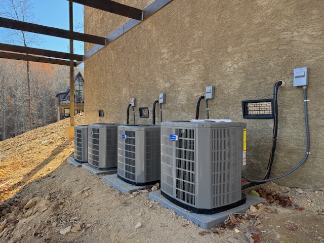 Sevierville, Tennessee, 37862, United States, 5 Bedrooms Bedrooms, ,7 BathroomsBathrooms,Residential,For Sale,2000383