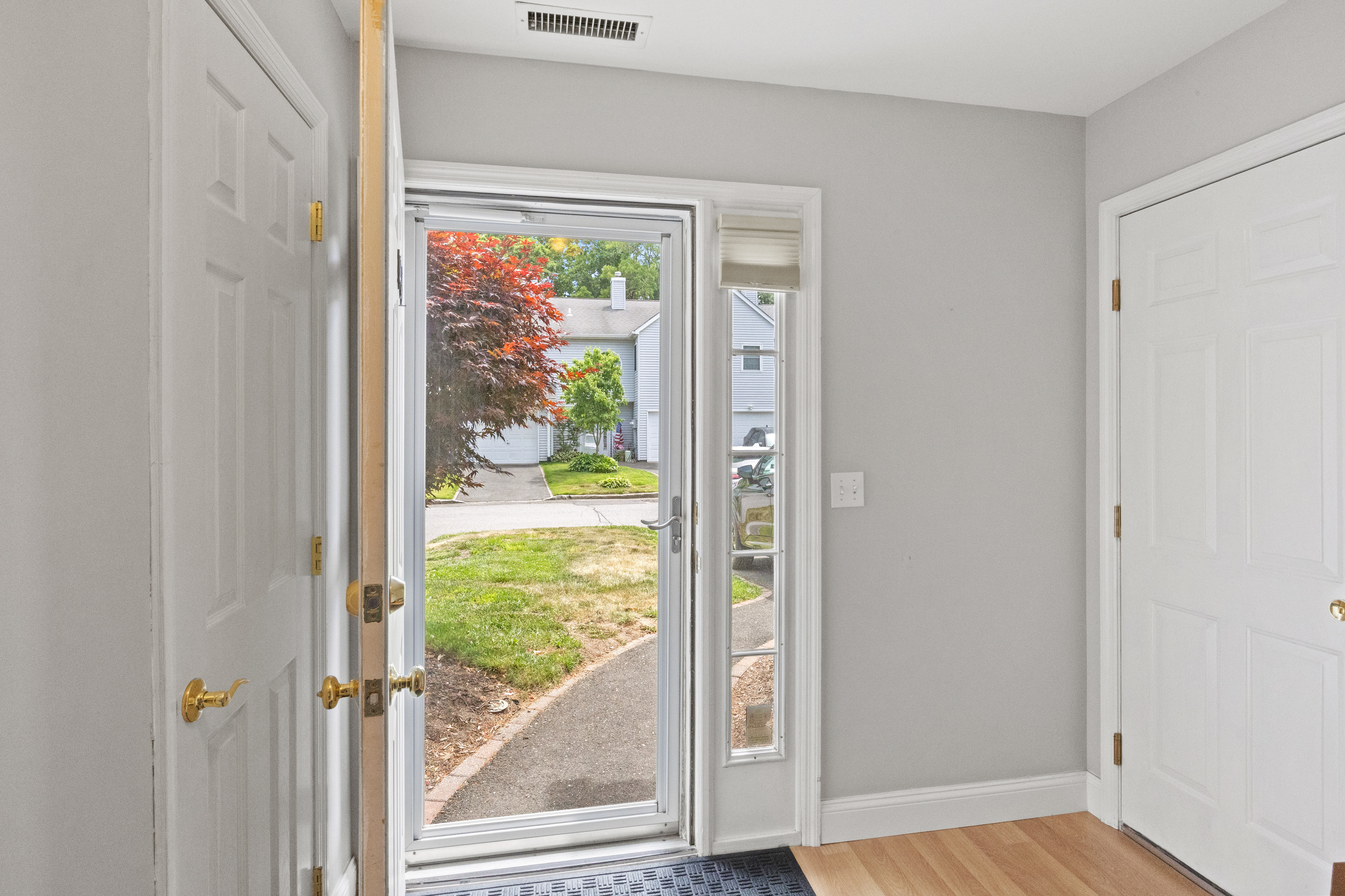  1406 Sara Circle, Port Jefferson Station, NY, 11776 - 物件實景