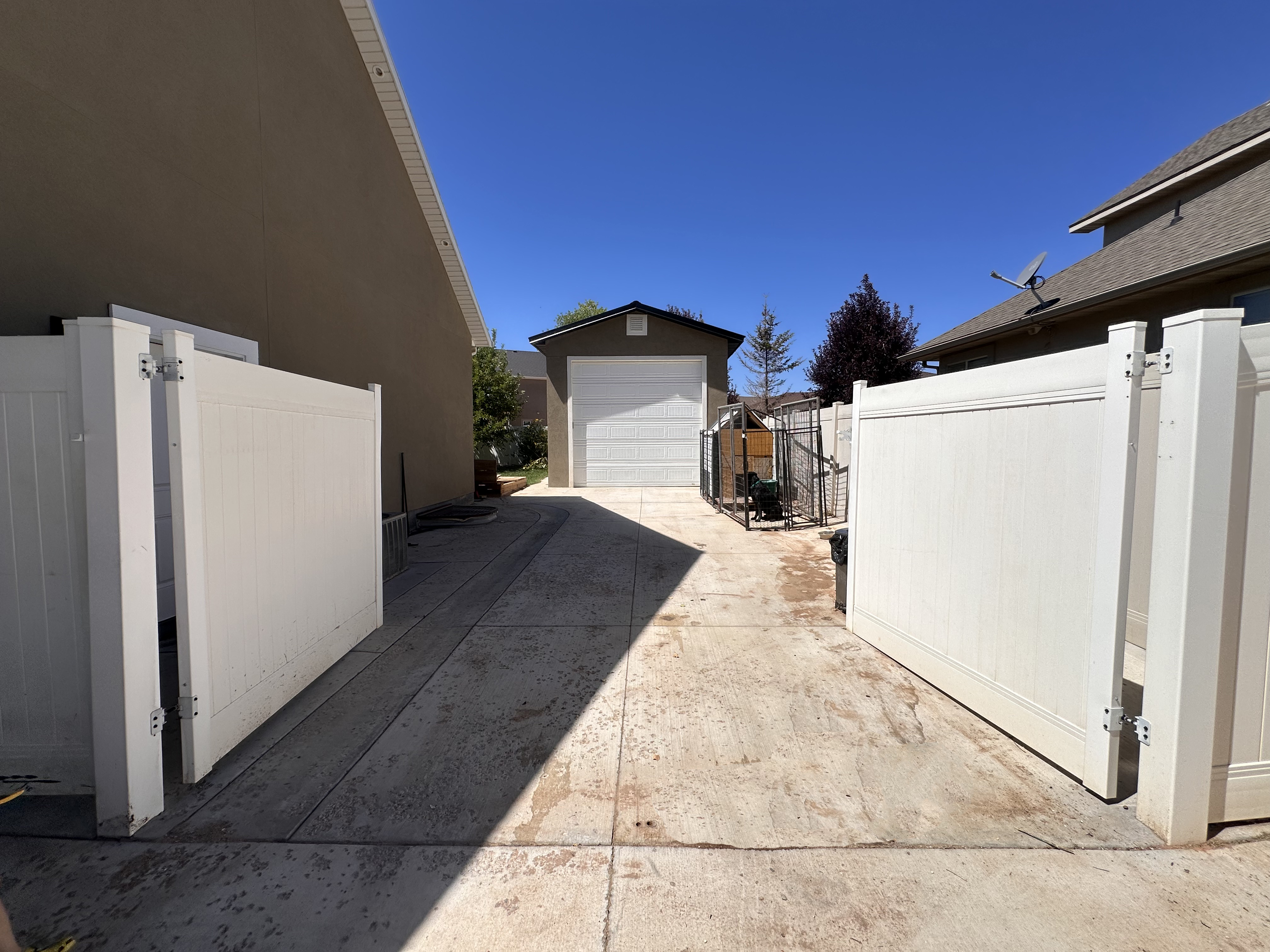 Roosevelt, Utah, 84066, United States, 6 Bedrooms Bedrooms, ,3 BathroomsBathrooms,Residential,For Sale,1976583