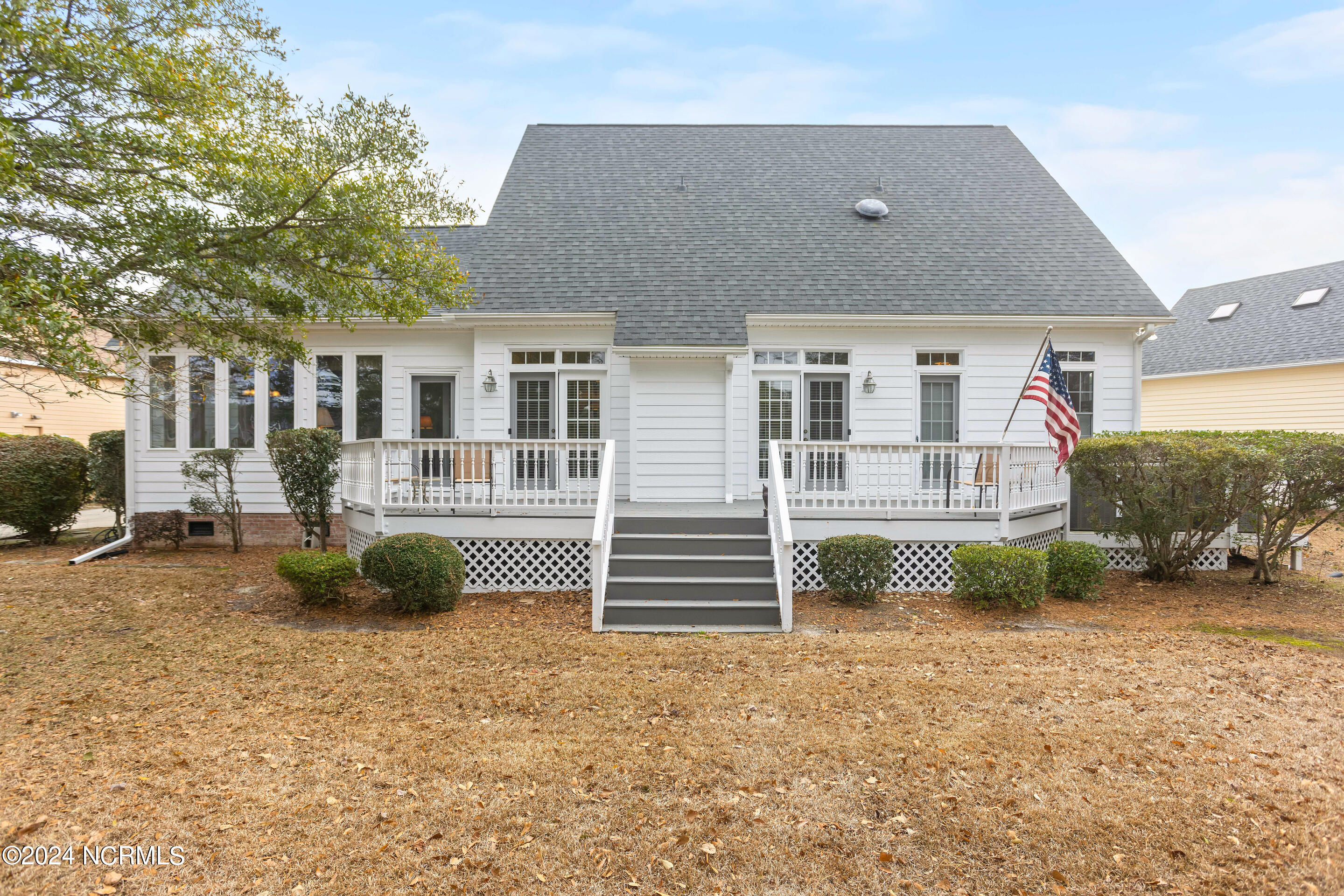 Southport, North Carolina, 28461, United States, 3 Bedrooms Bedrooms, ,5 BathroomsBathrooms,Residential,For Sale,1827148