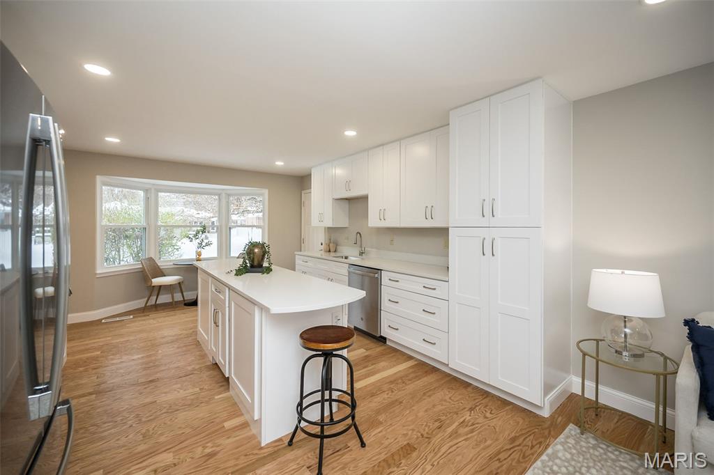 Ellisville, Missouri, 63011, United States, 4 Bedrooms Bedrooms, ,3 BathroomsBathrooms,Residential,For Sale,2002113