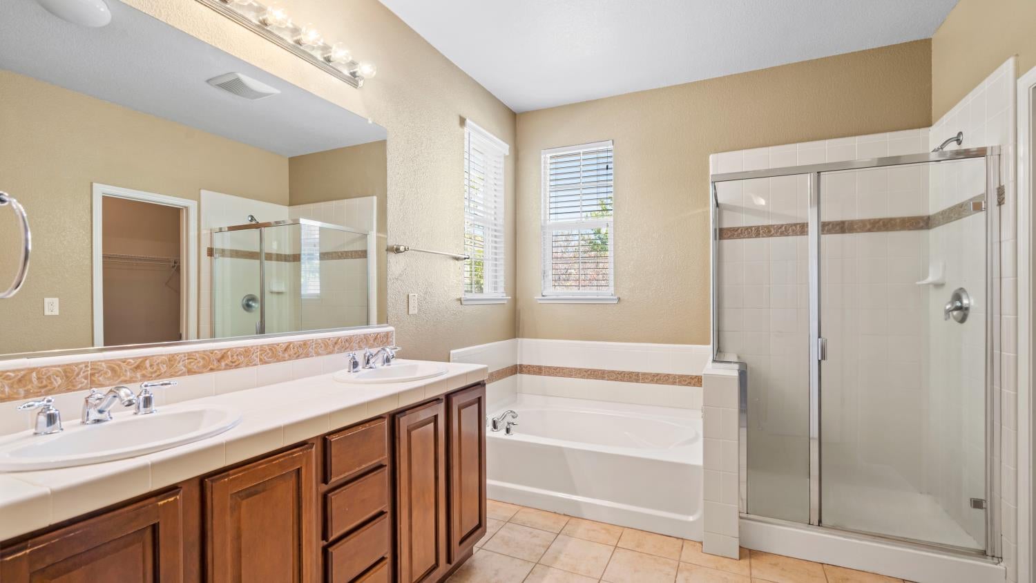 Sacramento, California, 95835, United States, 3 Bedrooms Bedrooms, ,3 BathroomsBathrooms,Residential,For Sale,1898303