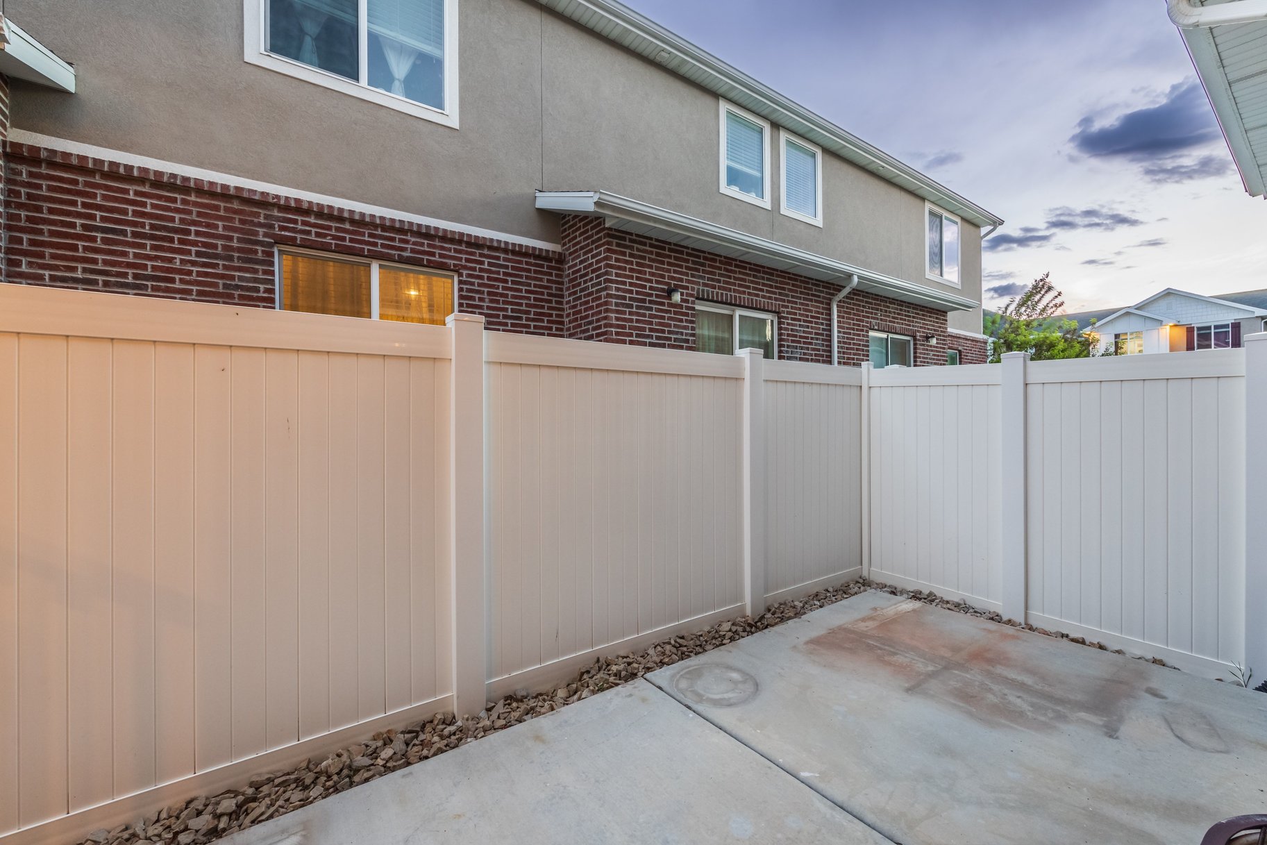  Meticulously Upgraded Townhome in Prime Draper - 物件實景