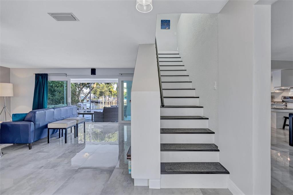 St Petersburg, Florida, 33705, United States, 4 Bedrooms Bedrooms, ,3 BathroomsBathrooms,Residential,For Sale,1991648