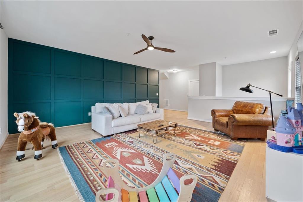 Woodstock, Georgia, 30188, United States, 4 Bedrooms Bedrooms, ,4 BathroomsBathrooms,Residential,For Sale,1695729