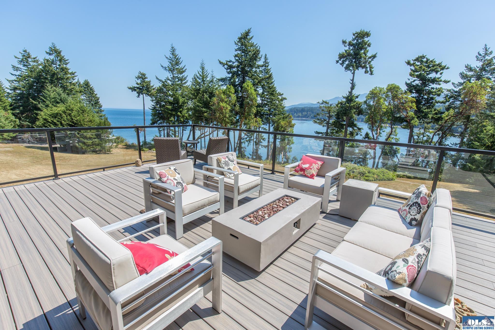 Port Angeles, Washington, 98363, United States, 4 Bedrooms Bedrooms, ,5 BathroomsBathrooms,Residential,For Sale,1905909