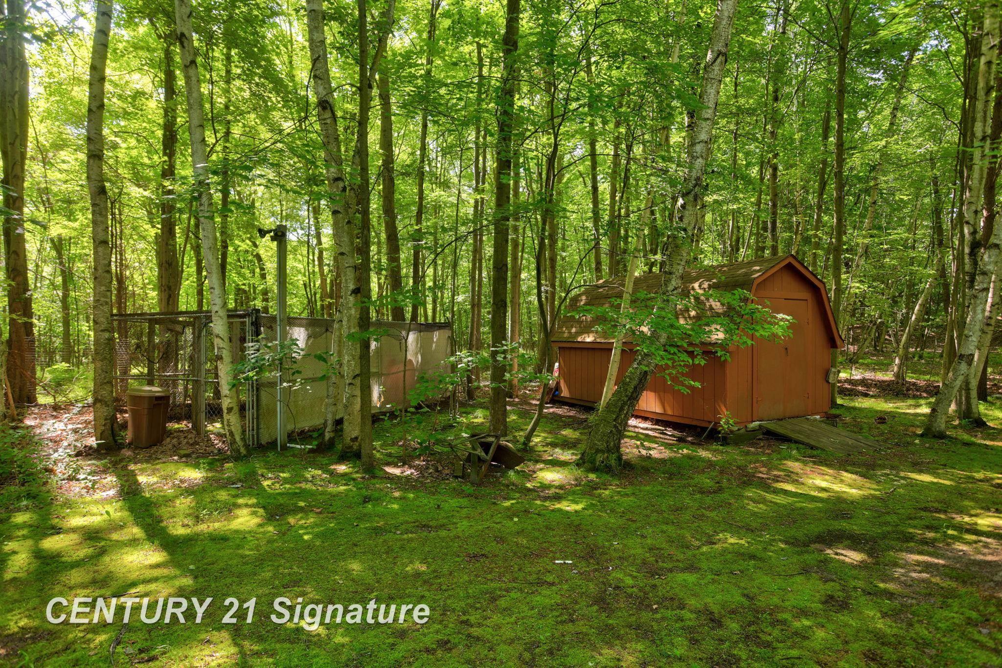 Chesaning, Michigan, 48616, United States, 4 Bedrooms Bedrooms, ,3 BathroomsBathrooms,Residential,For Sale,1980512