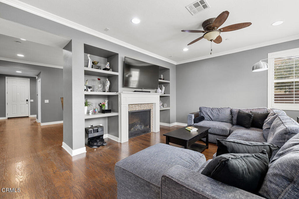 Ventura, California, 93004, United States, 4 Bedrooms Bedrooms, ,4 BathroomsBathrooms,Residential,For Sale,1834662