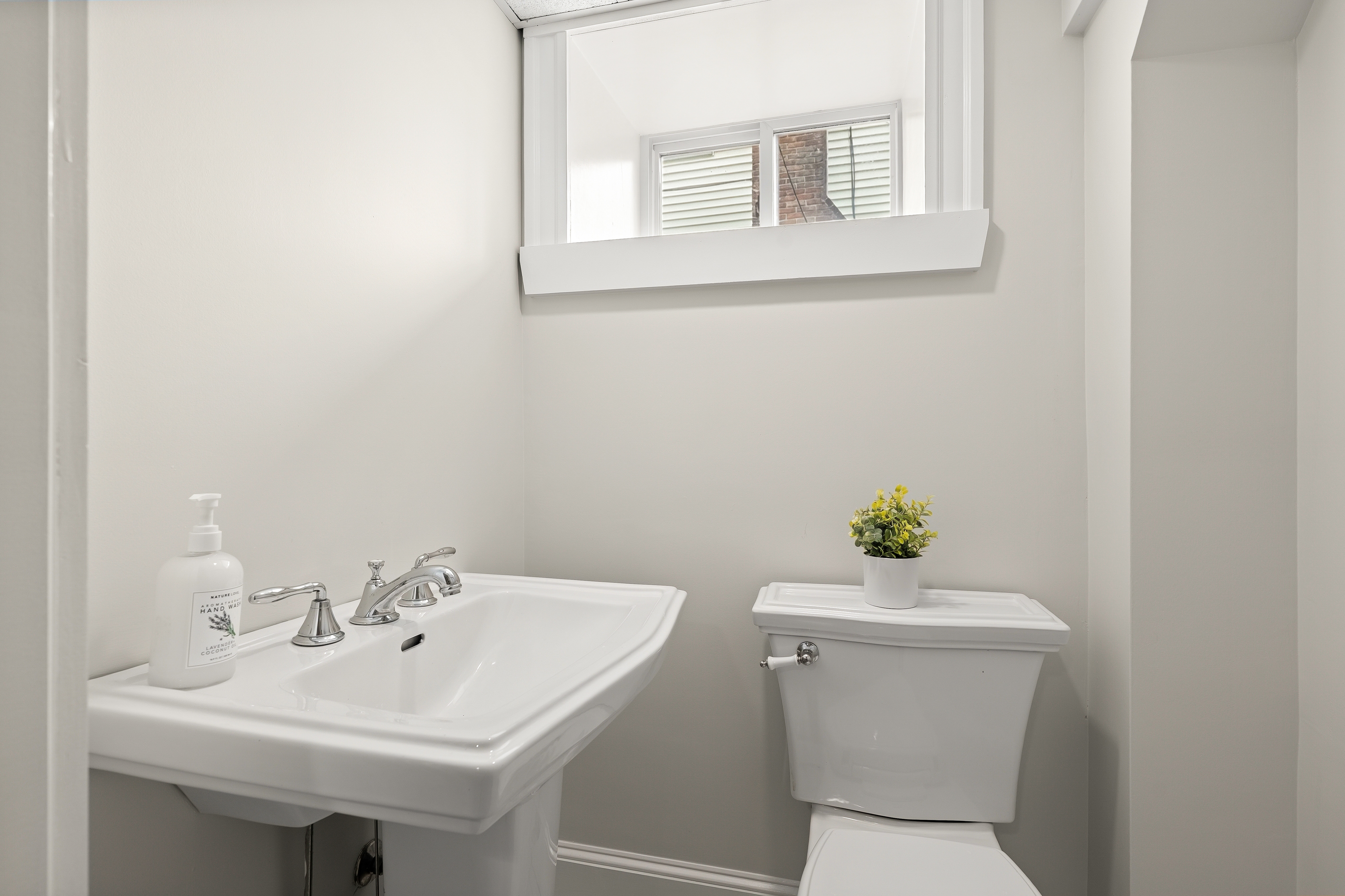  158 Lowell Street, Arlington, MA, 02474 - 物件實景