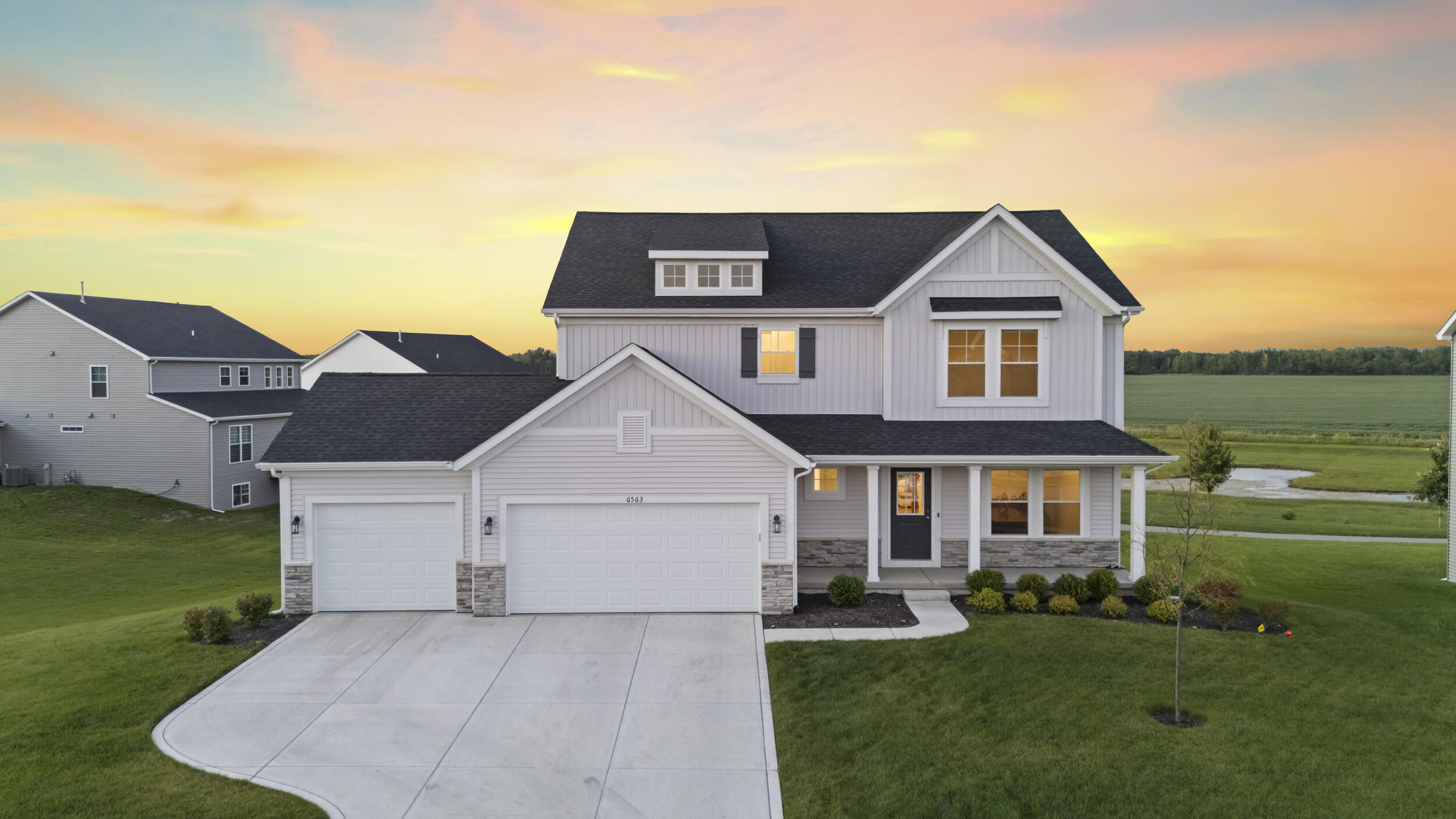 Schererville, Indiana, 46375, United States, 4 Bedrooms Bedrooms, ,3 BathroomsBathrooms,Residential,For Sale,1933479