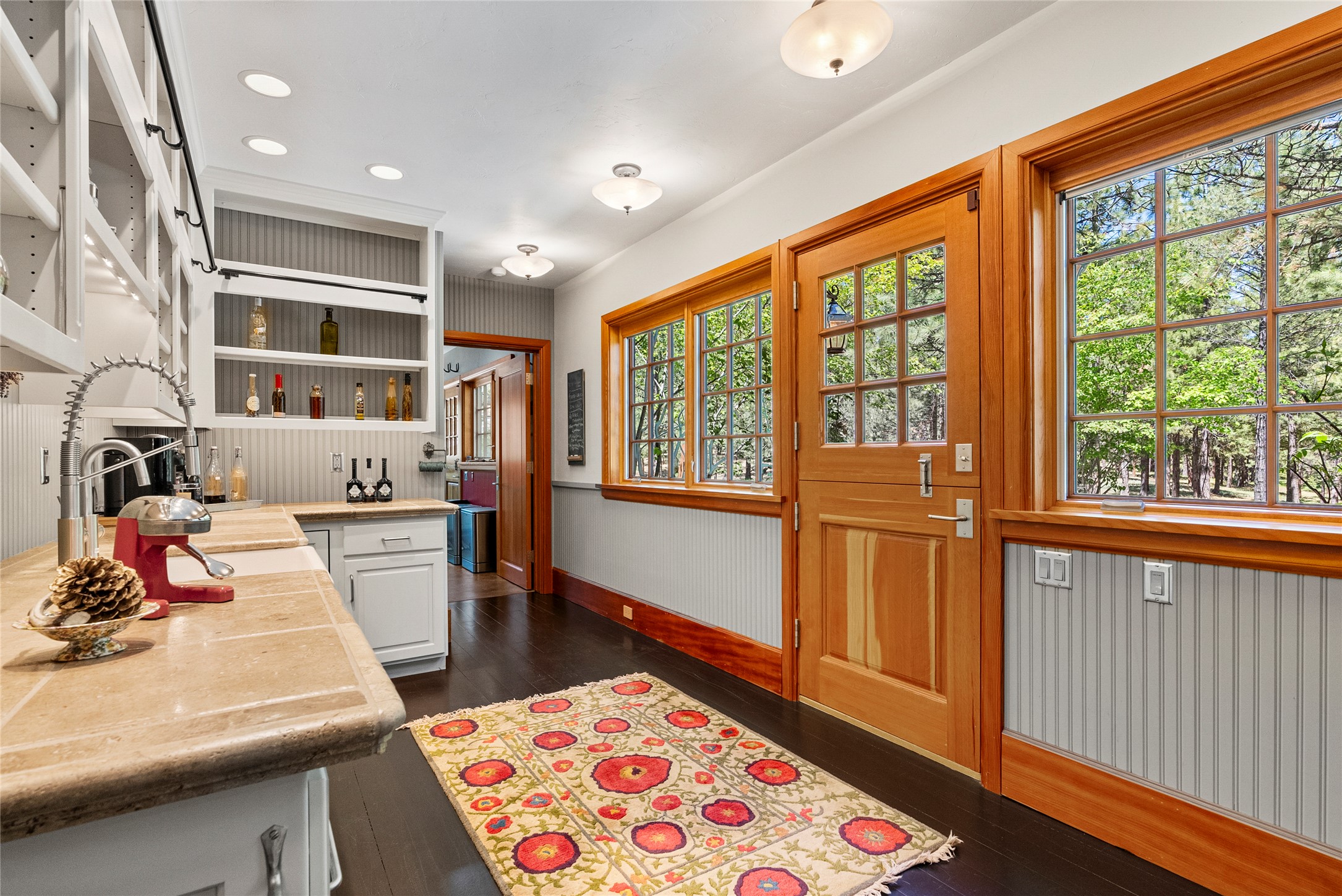  594 Bunkhouse Road - 物件實景