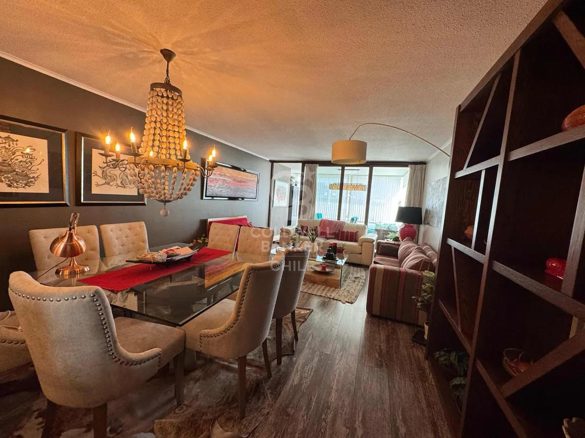 Vitacura, Chile, 3 Bedrooms Bedrooms, ,4 BathroomsBathrooms,Residential,For Sale,1827664