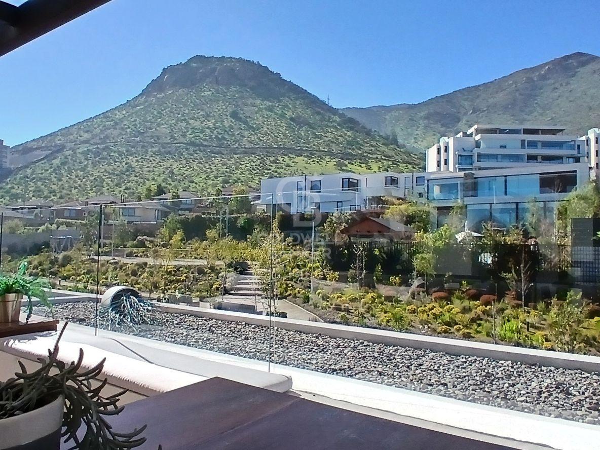 Las Condes, Chile, 4 Bedrooms Bedrooms, ,4 BathroomsBathrooms,Residential,For Sale,1948849