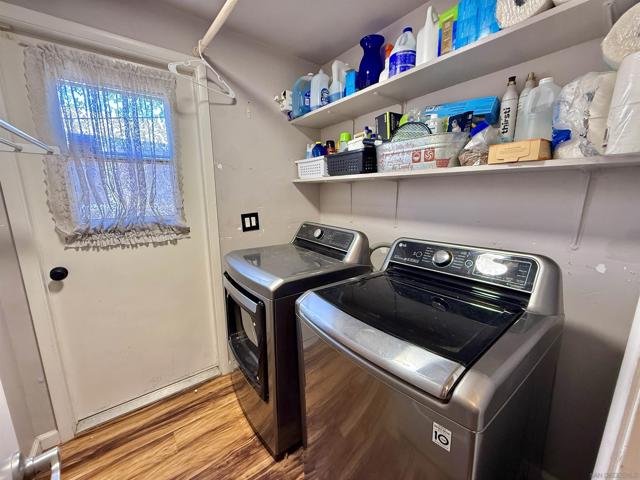 Spring Valley, California, 91977, United States, 5 Bedrooms Bedrooms, ,4 BathroomsBathrooms,Residential,For Sale,1924157