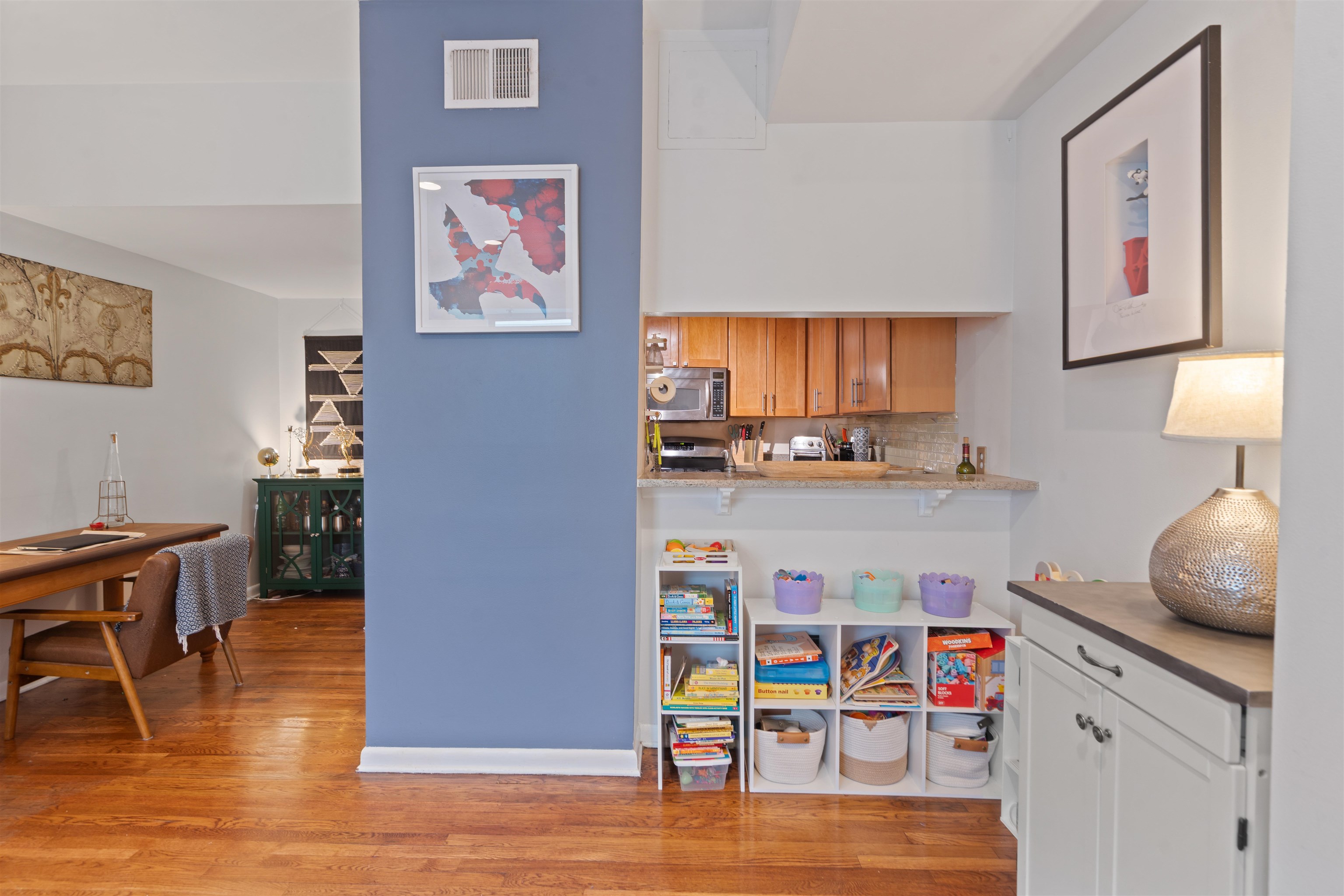Jersey City, New Jersey, 07302, United States, 2 Bedrooms Bedrooms, ,2 BathroomsBathrooms,Residential,For Sale,1927516