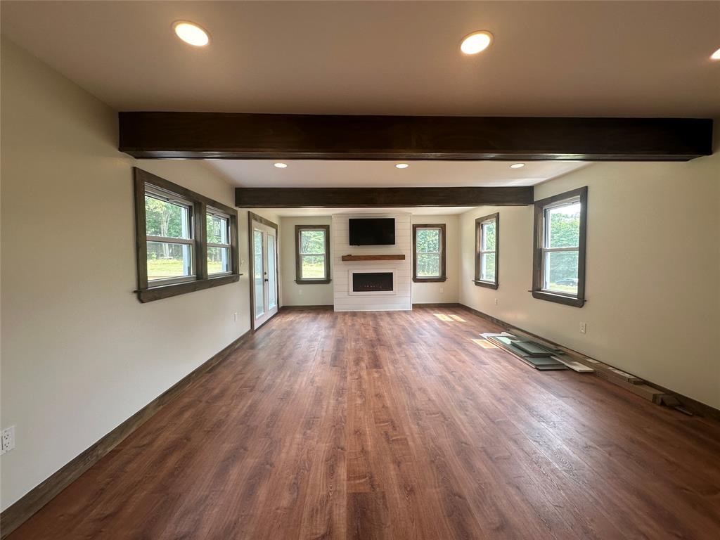 Narrowsburg, New York, 12764, United States, 4 Bedrooms Bedrooms, ,2 BathroomsBathrooms,Residential,For Sale,1923513
