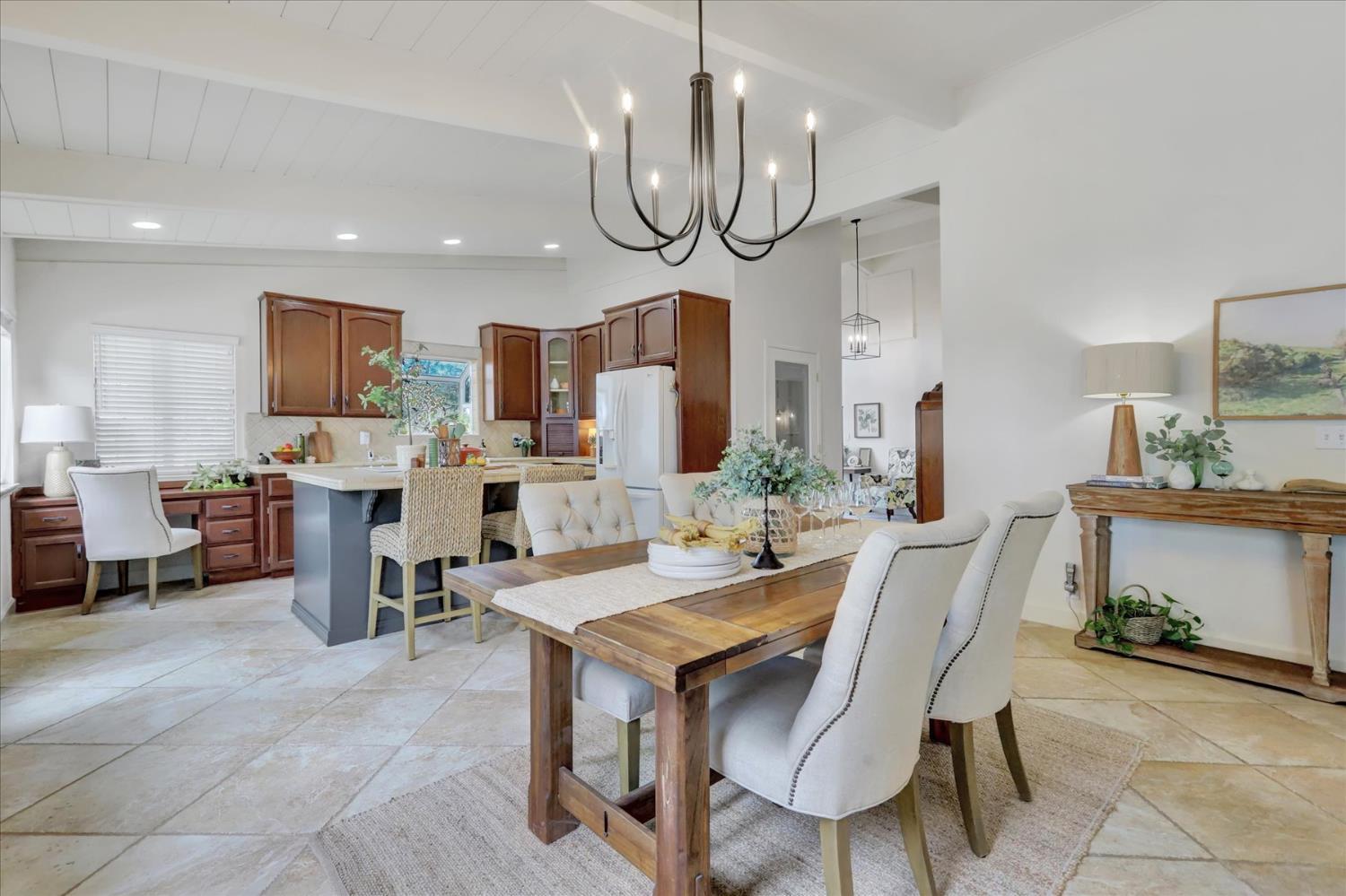 Auburn, California, 95602, United States, 3 Bedrooms Bedrooms, ,4 BathroomsBathrooms,Residential,For Sale,2020675