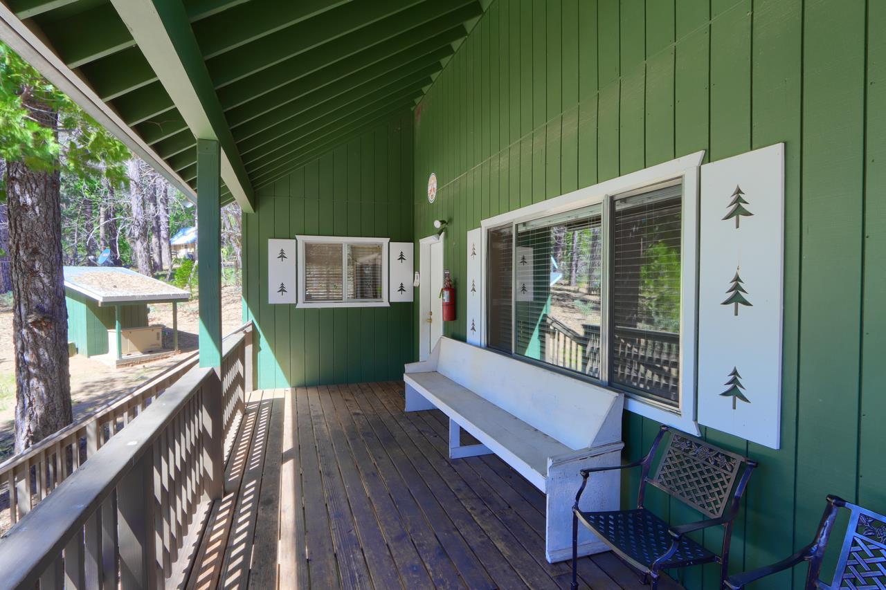 Yosemite, California, 95389, United States, 5 Bedrooms Bedrooms, ,4 BathroomsBathrooms,Residential,For Sale,2048159