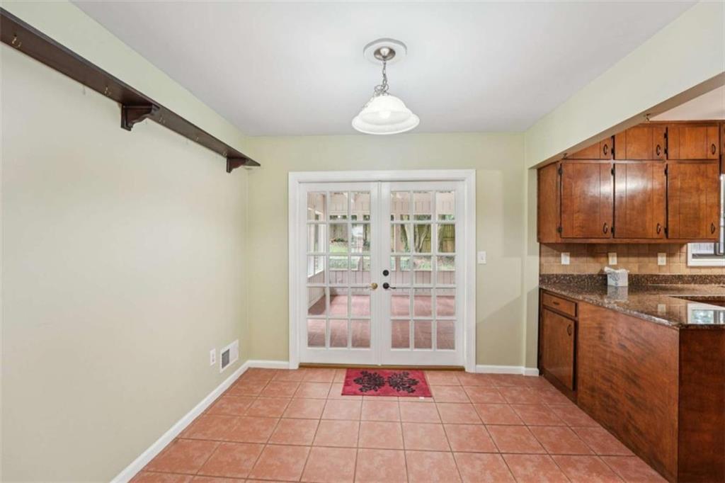 Marietta, Georgia, 30068, United States, 4 Bedrooms Bedrooms, ,3 BathroomsBathrooms,Residential,For Sale,1977177