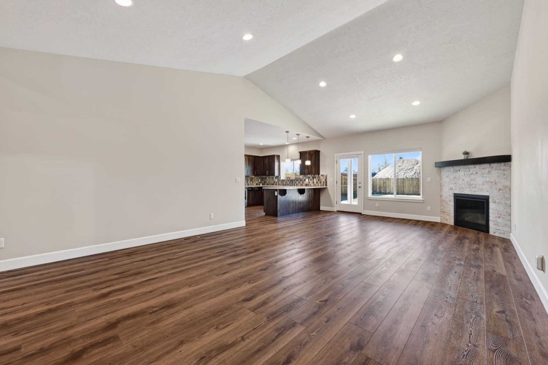  4946 SW Zenith Avenue Redmond, OR 97756 - 物件實景