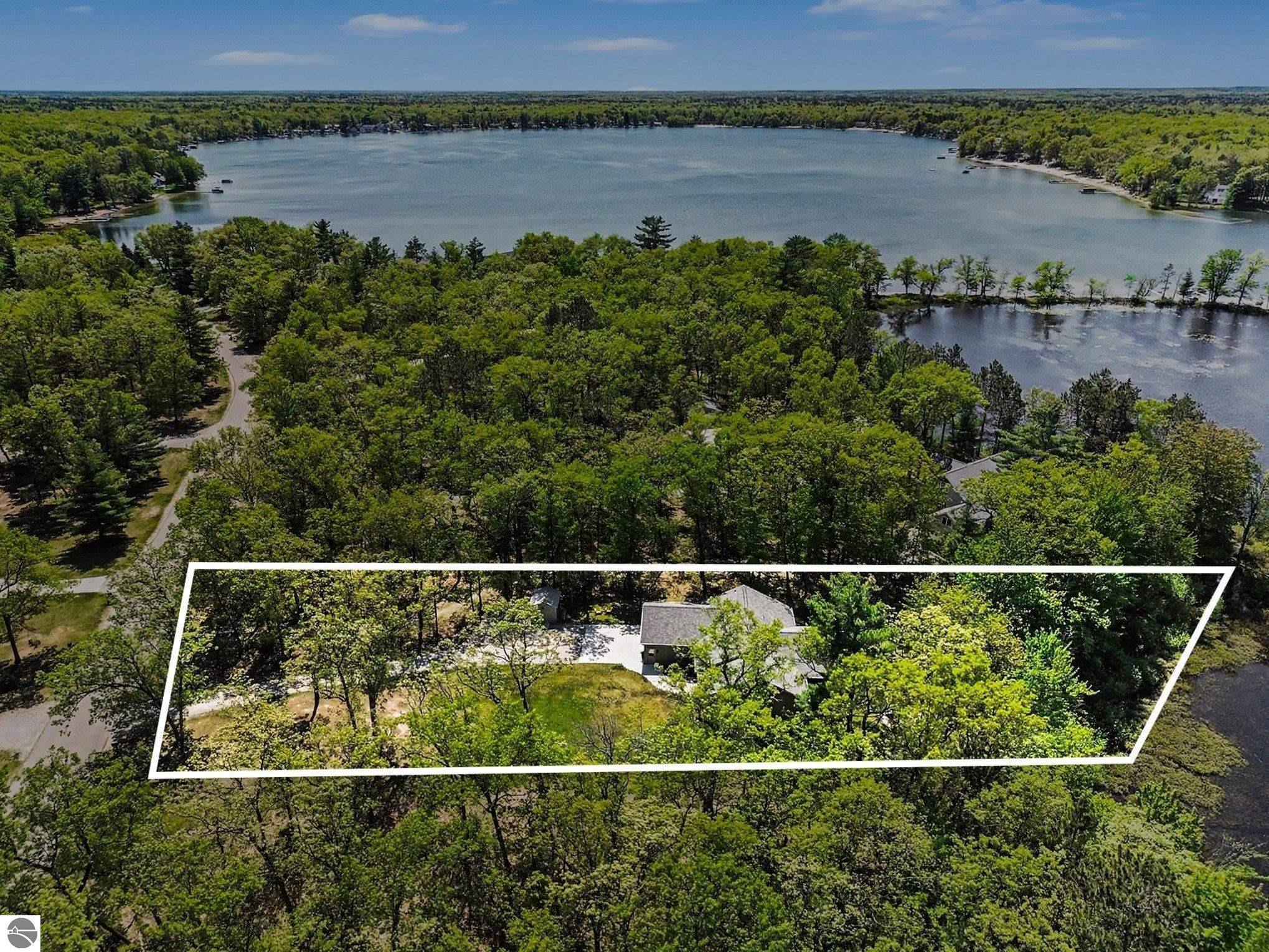 National City, Michigan, 48748, United States, 3 Bedrooms Bedrooms, ,3 BathroomsBathrooms,Residential,For Sale,2048430