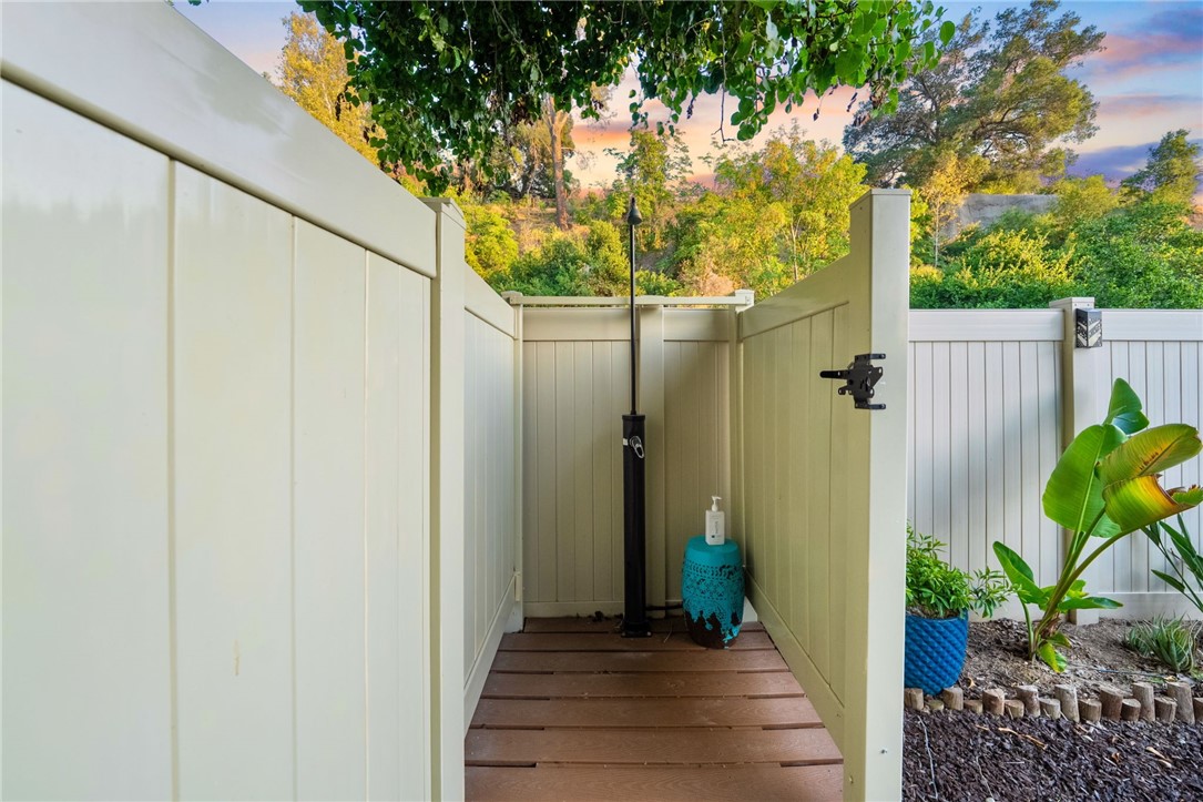 Temecula, California, 92592, United States, 3 Bedrooms Bedrooms, ,3 BathroomsBathrooms,Residential,For Sale,1927855