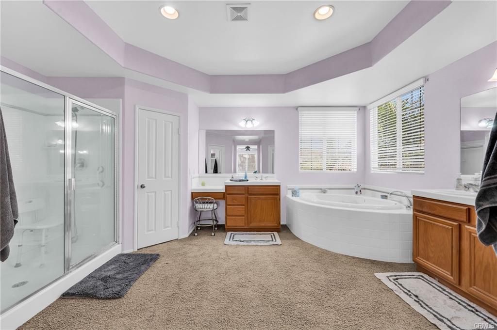 Eastvale, California, 92880, United States, 4 Bedrooms Bedrooms, ,3 BathroomsBathrooms,Residential,For Sale,1914327