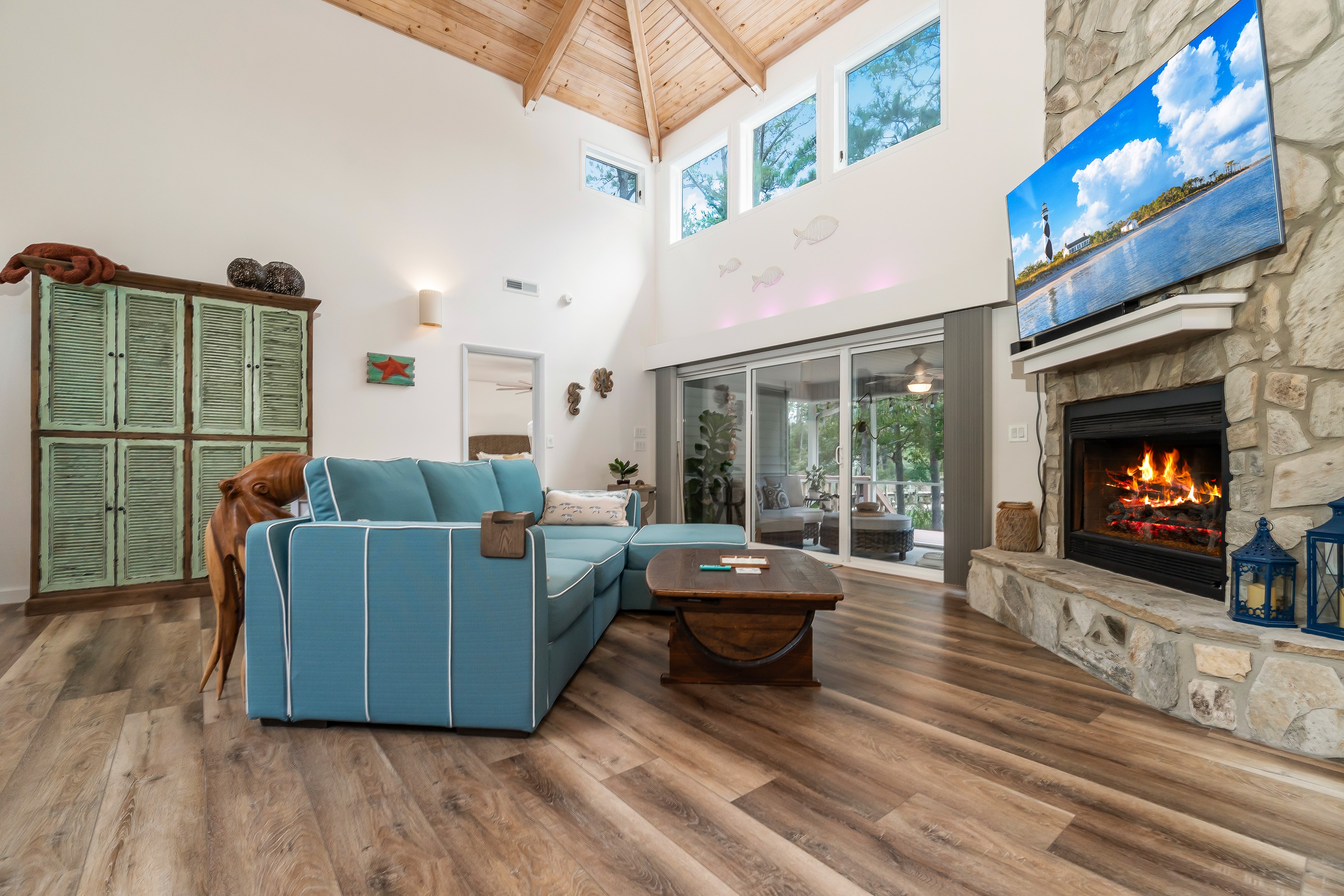 Oriental, North Carolina, 28571, United States, 3 Bedrooms Bedrooms, ,3 BathroomsBathrooms,Residential,For Sale,1930624