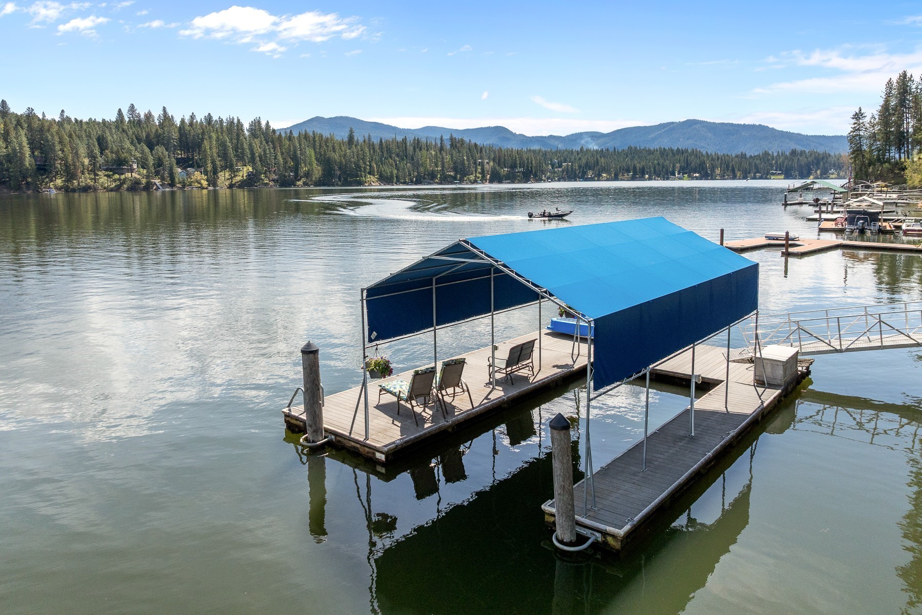  Hayden Lake Year Round Waterfront Living - 物件實景