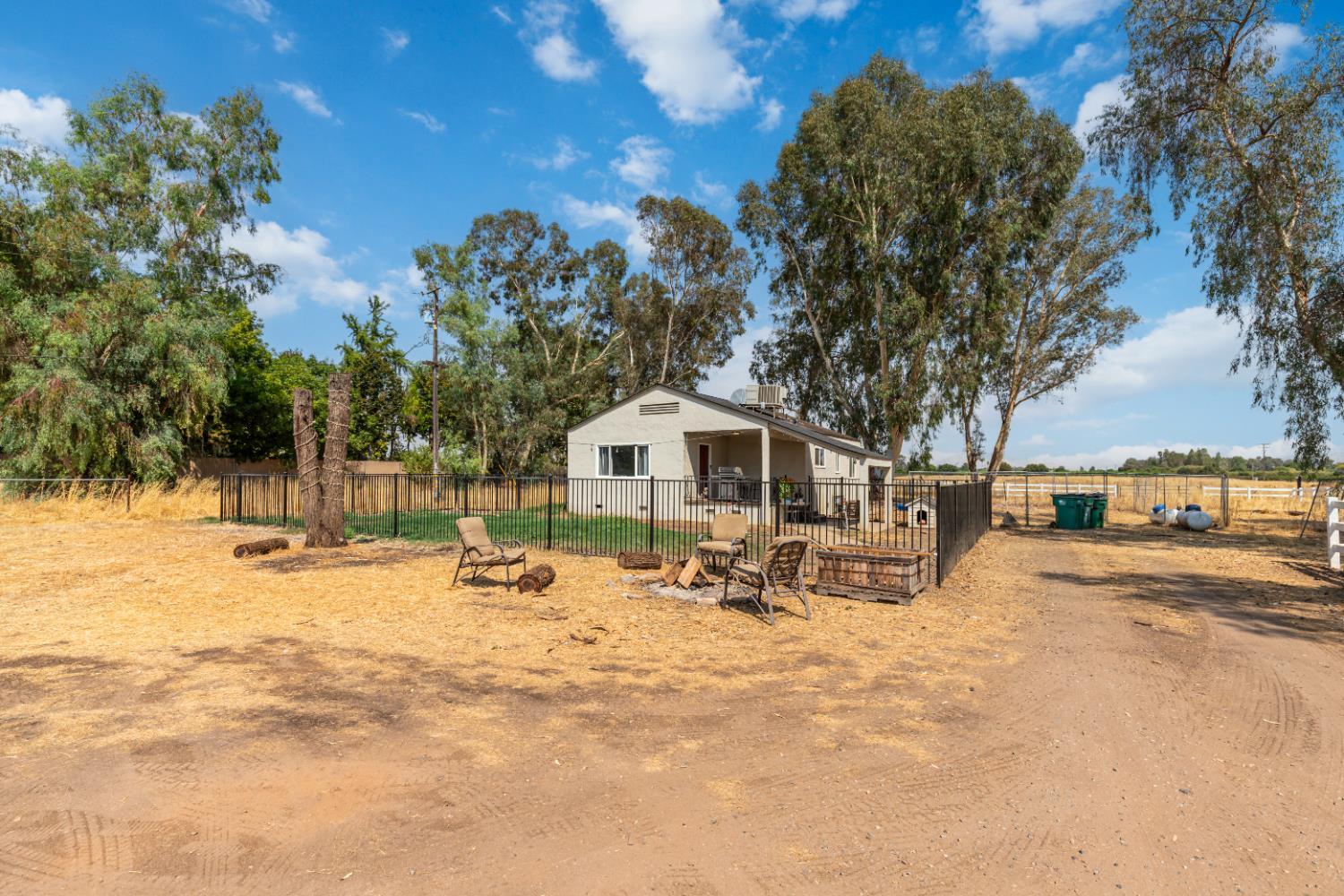 Sanger, California, 93657, United States, 3 Bedrooms Bedrooms, ,1 BathroomBathrooms,Residential,For Sale,1935661
