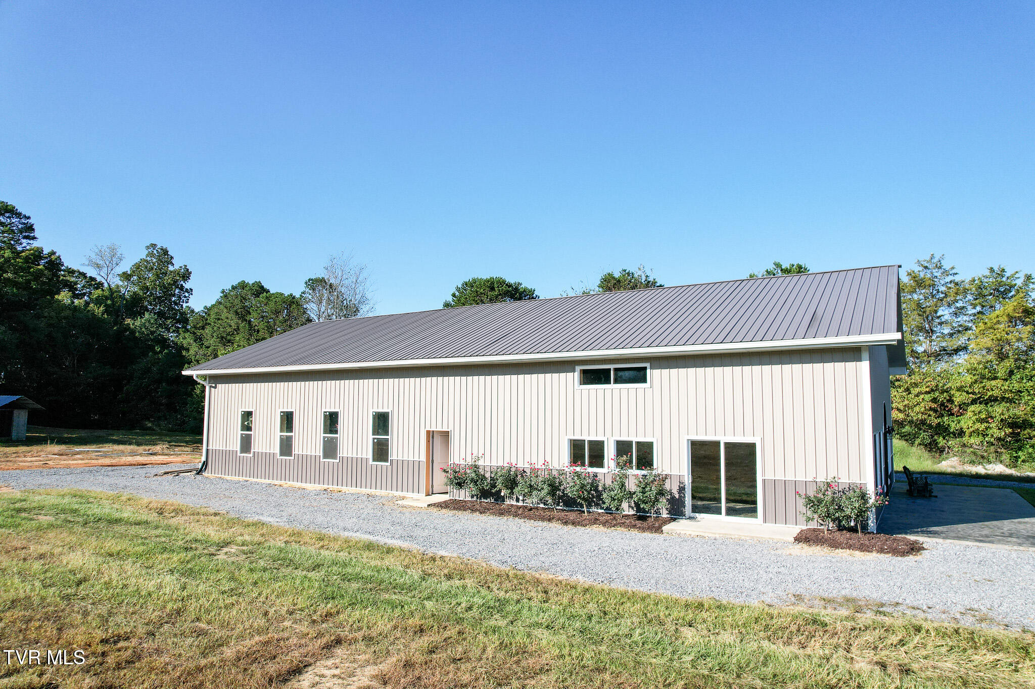 Mosheim, Tennessee, 37818, United States, 2 Bedrooms Bedrooms, ,2 BathroomsBathrooms,Residential,For Sale,1923482