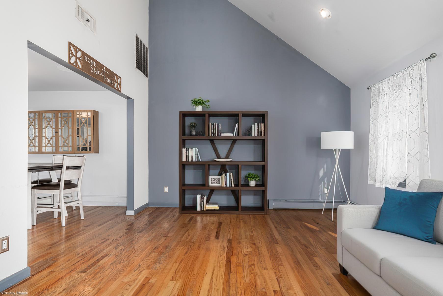 Milford, Connecticut, 06460, United States, 3 Bedrooms Bedrooms, ,3 BathroomsBathrooms,Residential,For Sale,1991692