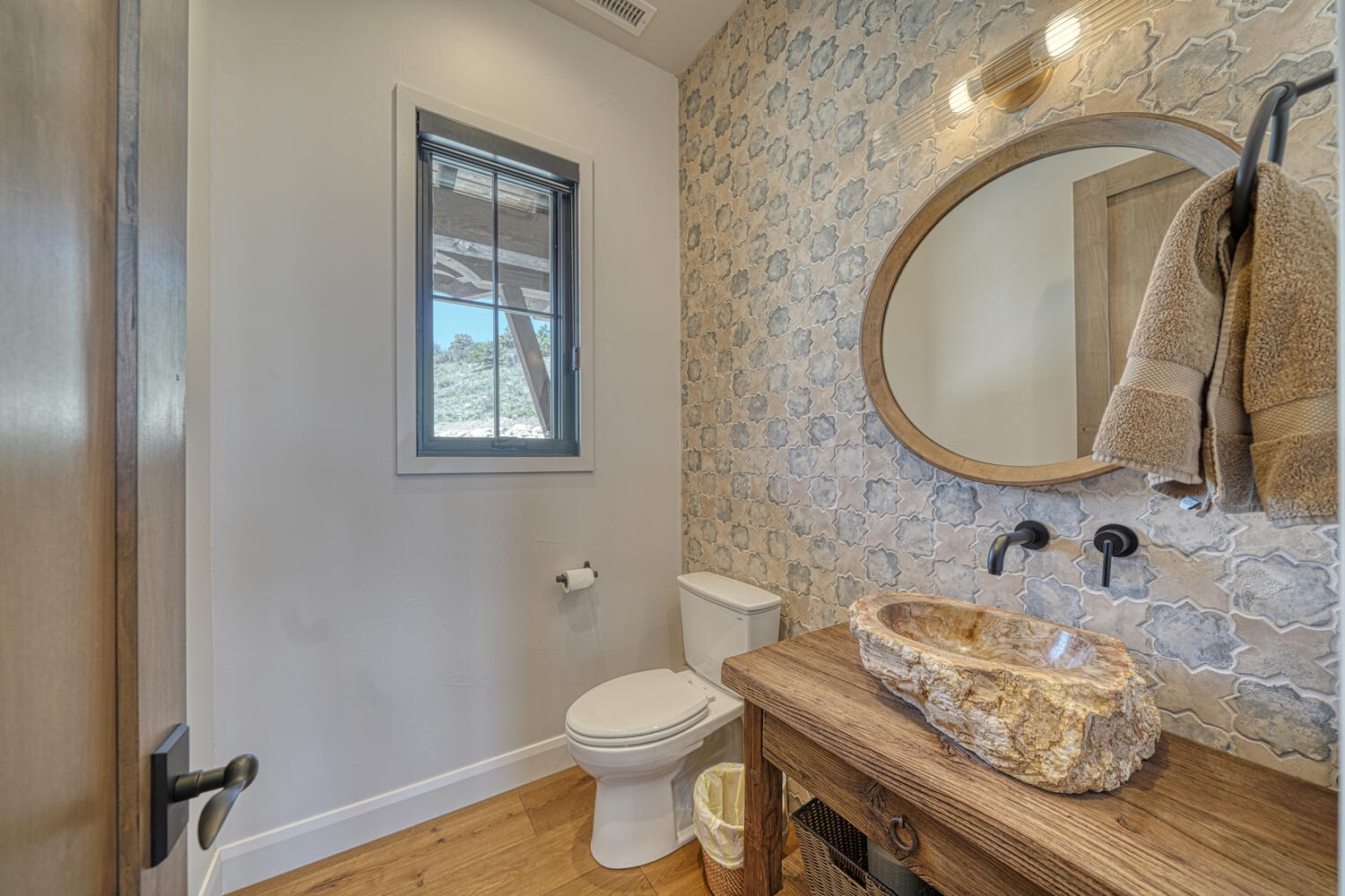 Cotopaxi, Colorado, 81223, United States, 6 Bedrooms Bedrooms, ,3 BathroomsBathrooms,Residential,For Sale,1973749