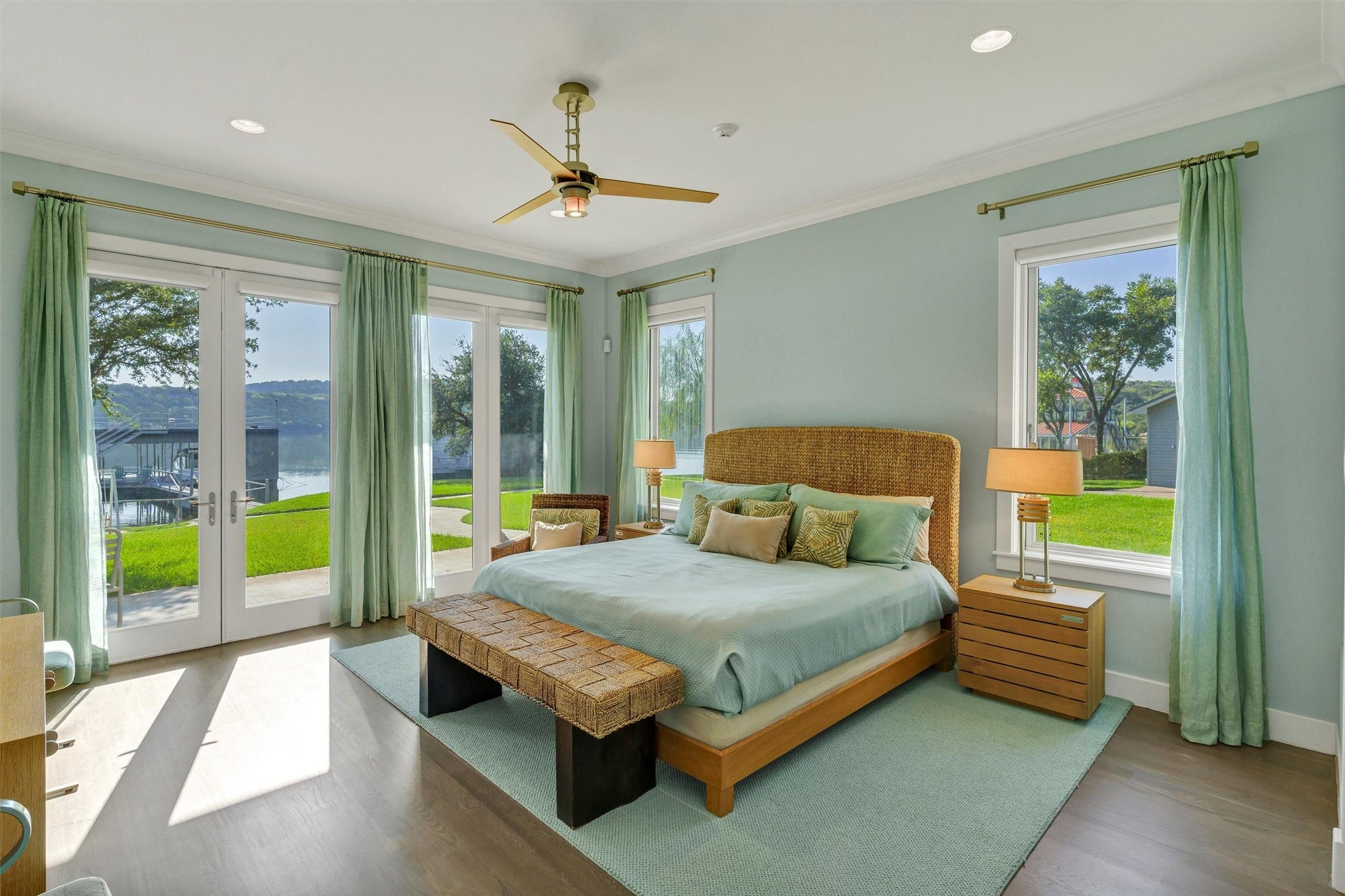 Possum Kingdom Lake, Texas, 76429, United States, 5 Bedrooms Bedrooms, ,6 BathroomsBathrooms,Residential,For Sale,1982514