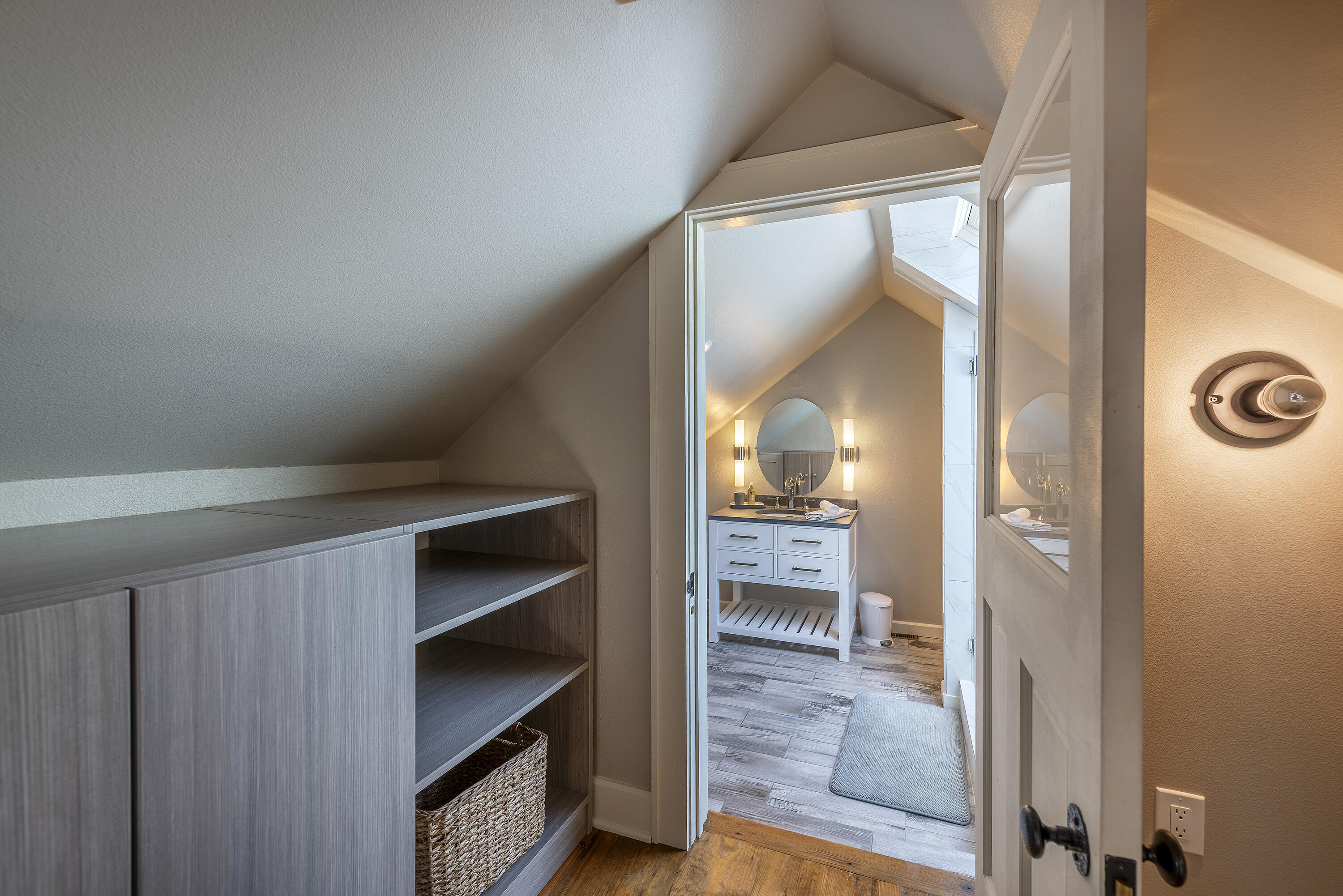 Telluride, Colorado, 81435, United States, 4 Bedrooms Bedrooms, ,4 BathroomsBathrooms,Residential,For Sale,1840388