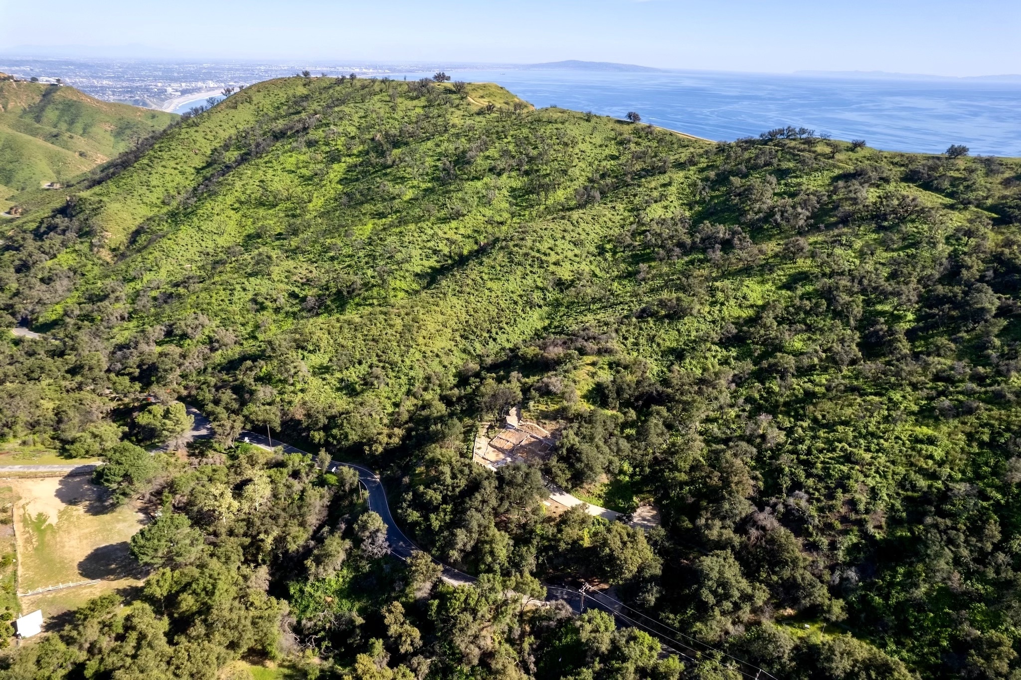  3463 Tuna Canyon Rd - 物件實景