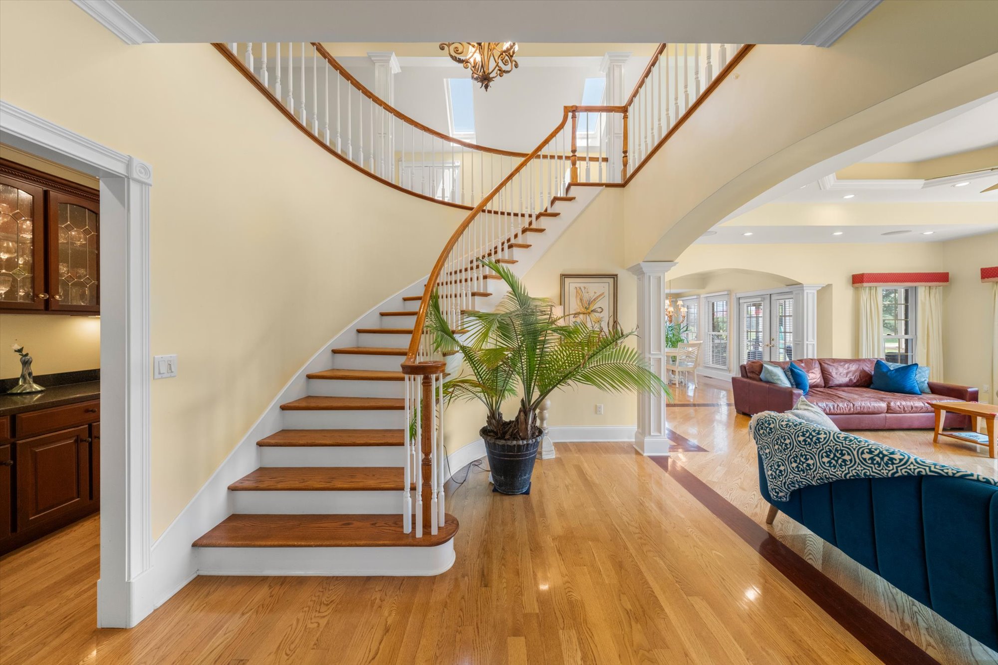 Sevierville, Tennessee, 37876-5201, United States, 3 Bedrooms Bedrooms, ,4 BathroomsBathrooms,Residential,For Sale,1810595