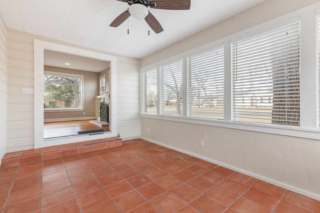 Fredericksburg, Texas, 78624, United States, 4 Bedrooms Bedrooms, ,4 BathroomsBathrooms,Residential,For Sale,2025844