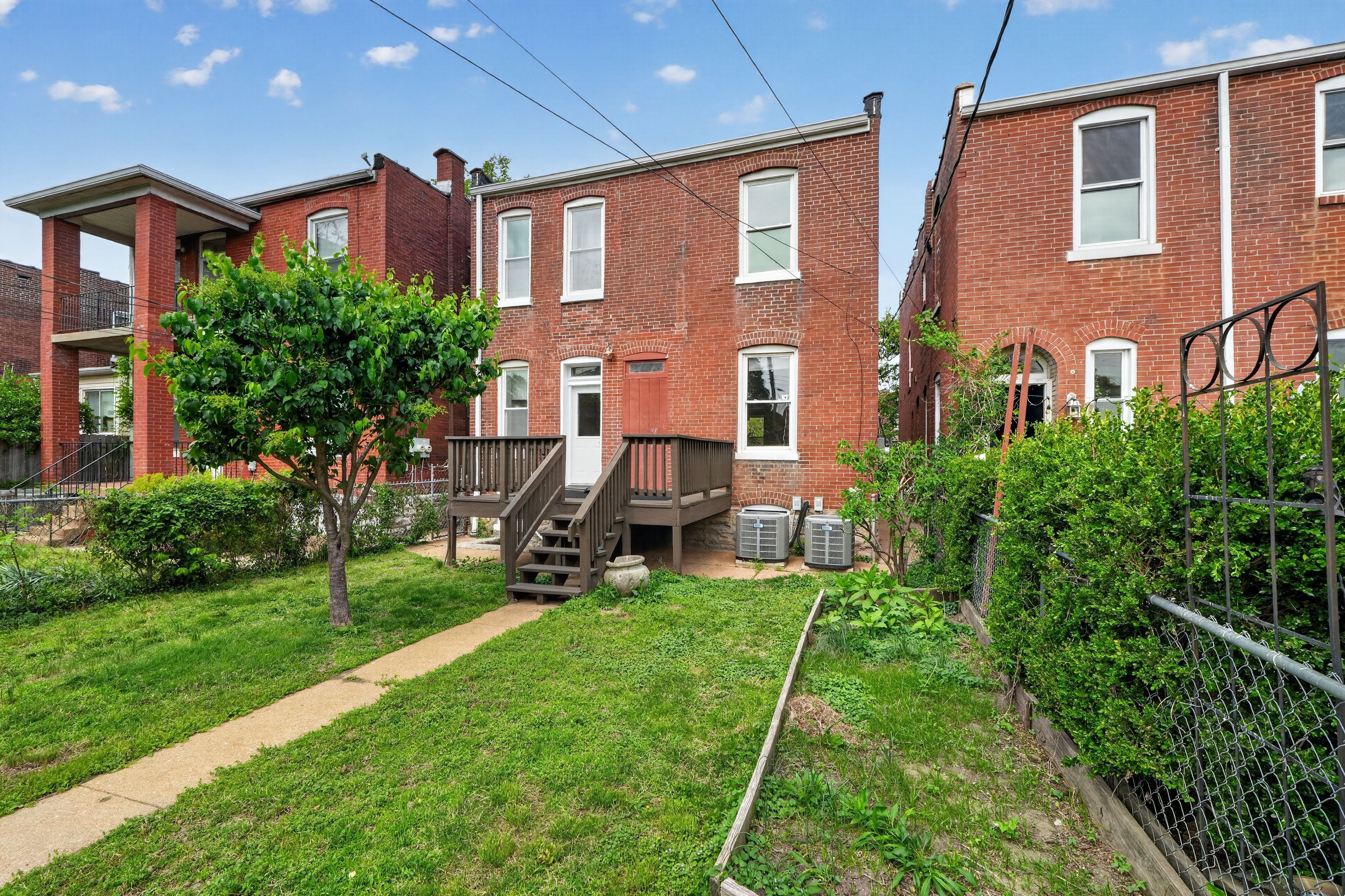  Beautifully updated, inviting home - 物件實景