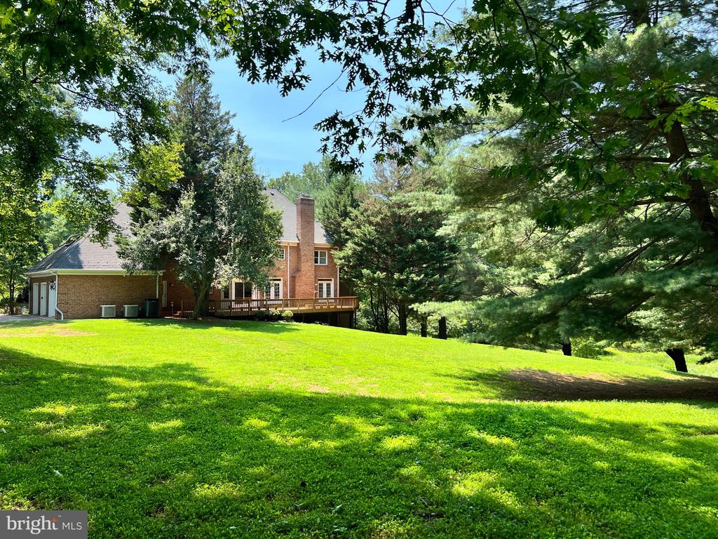Great Falls, Virginia, 22066, United States, 5 Bedrooms Bedrooms, ,5 BathroomsBathrooms,Residential,For Sale,1900616