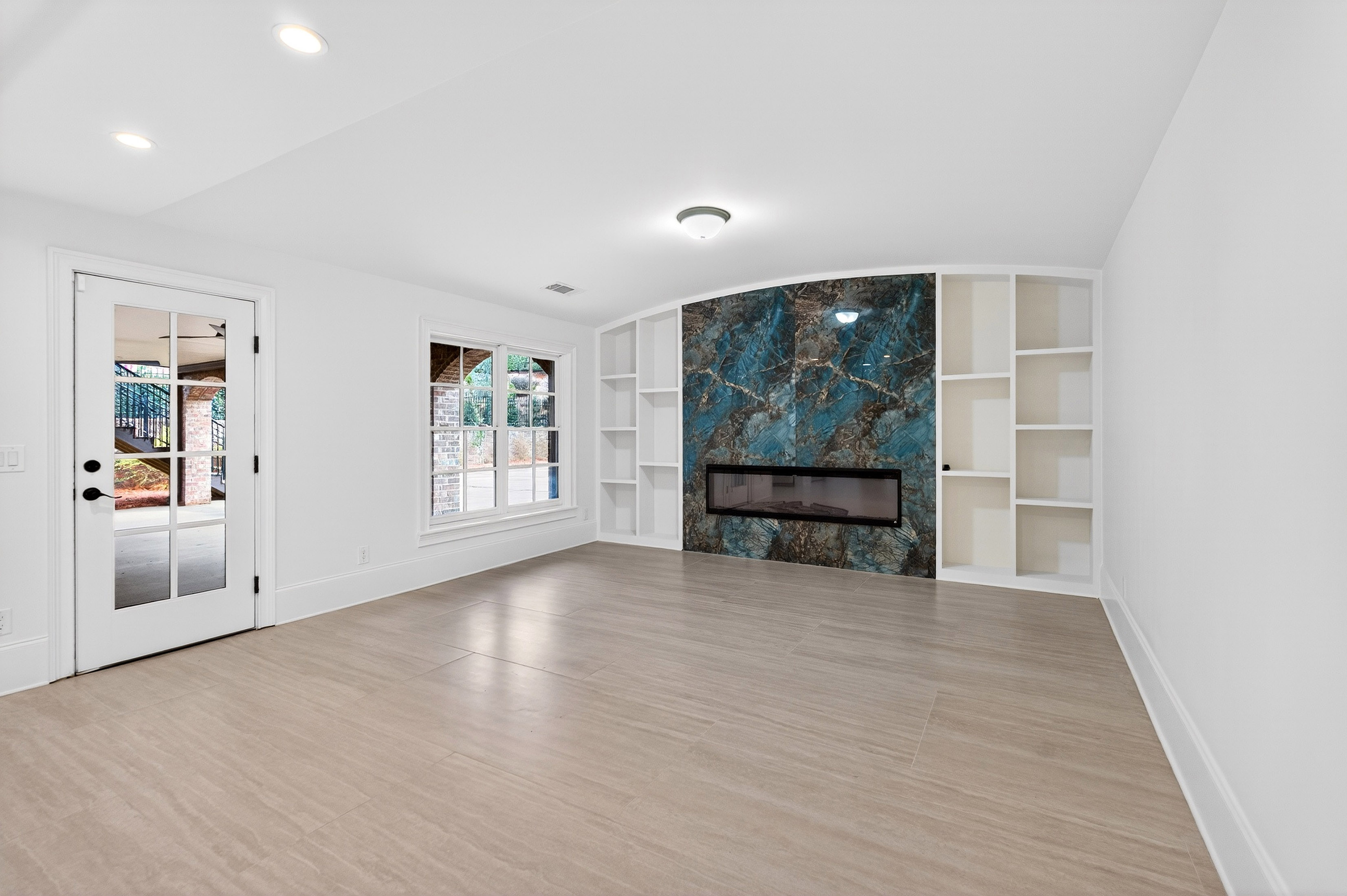  Elegant Home Offering Luxury, Functionality, and Privacy - 物件實景