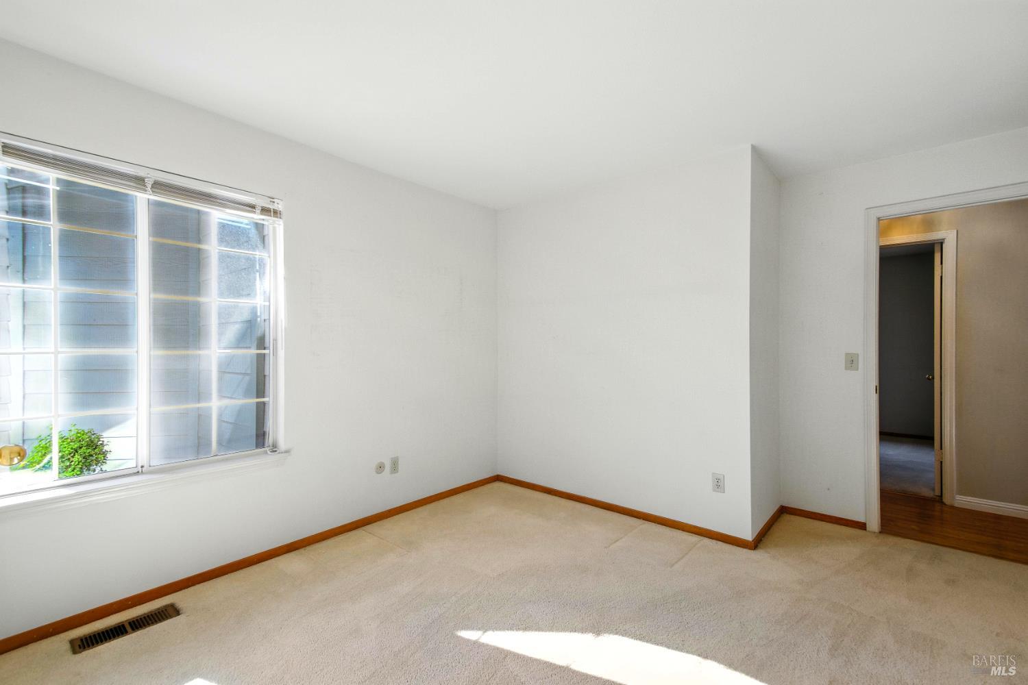 Santa Rosa, California, 95403, United States, 4 Bedrooms Bedrooms, ,2 BathroomsBathrooms,Residential,For Sale,1932989