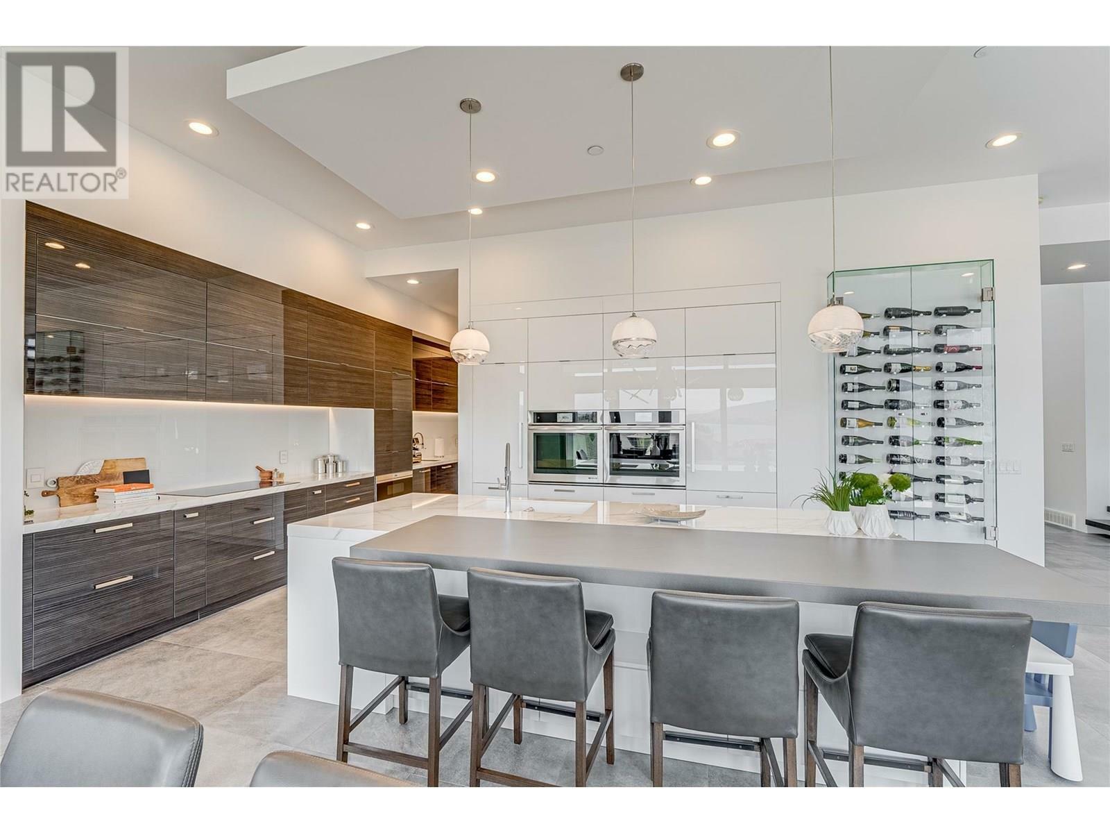 LAKE COUNTRY, British Columbia, V4V 2G2, CA, 4 Bedrooms Bedrooms, ,3 BathroomsBathrooms,Residential,For Sale,1859669
